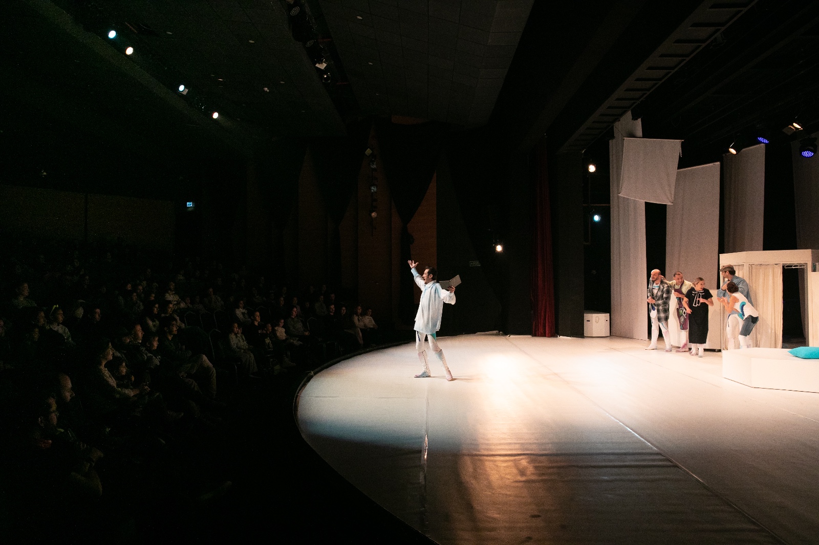 Don Kişot İzmir’de Kapalı Gişe Sahnelendi (5)