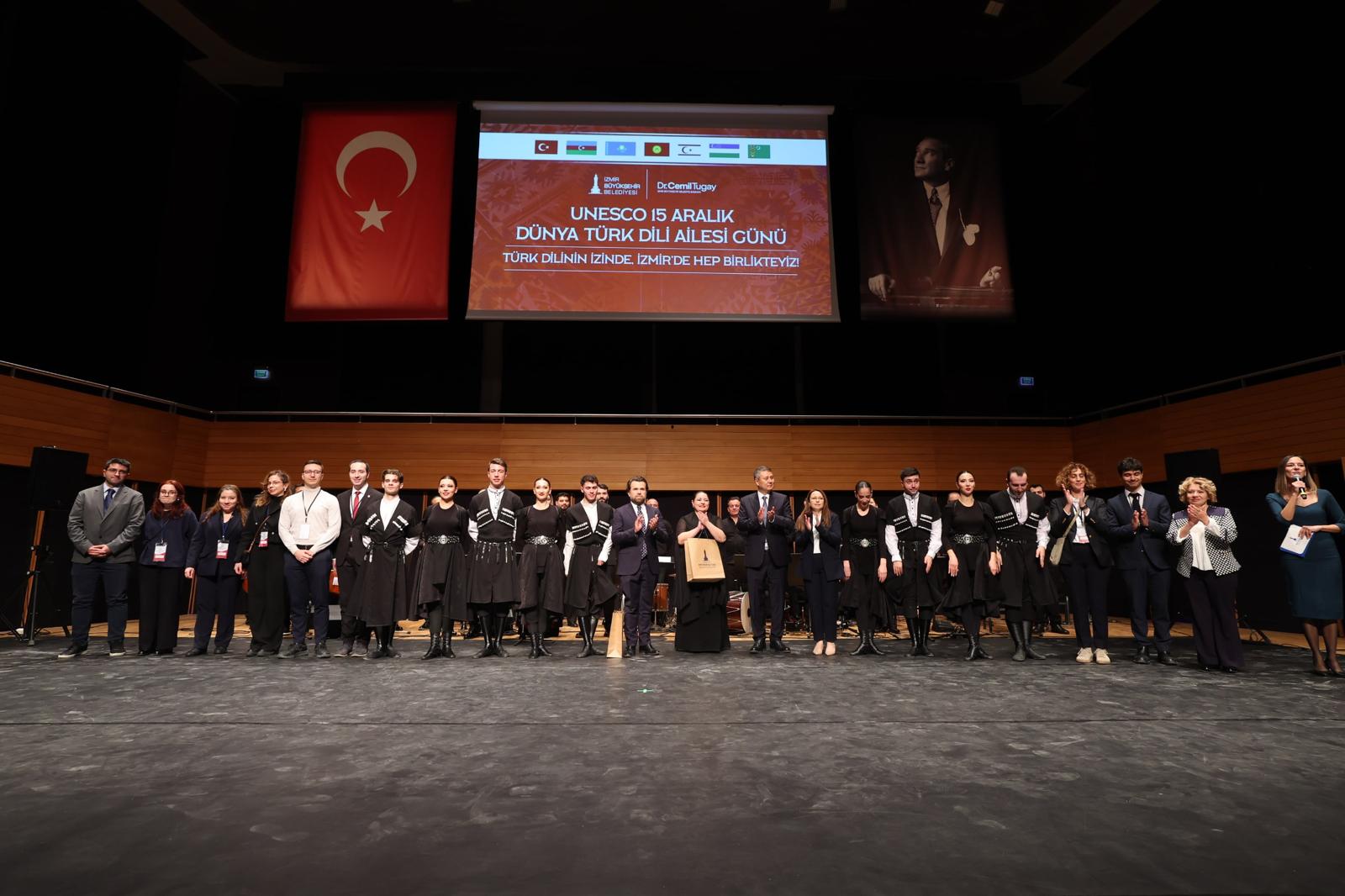 Dünya Türk Dili Ailesi Günü İzmir’de Ilk Kez Kutlandı (5)