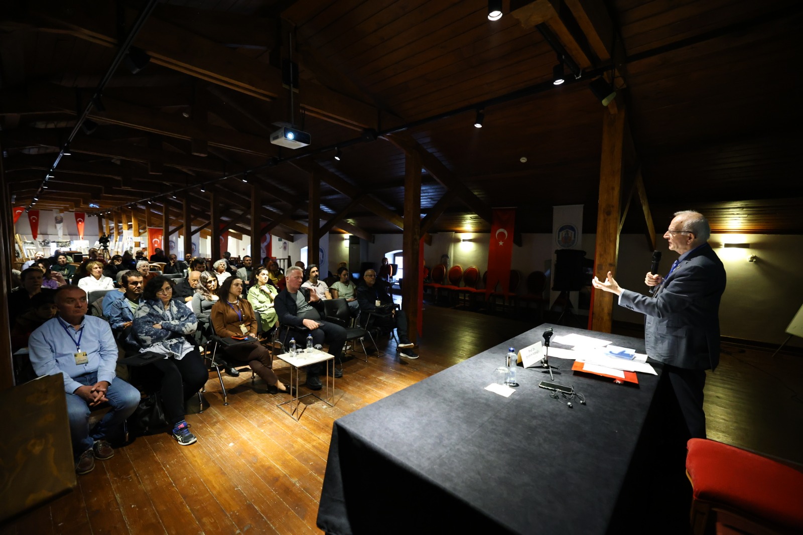 Efes Selçuk’ta Felsefe Günleri Işığında Tartışma (5)