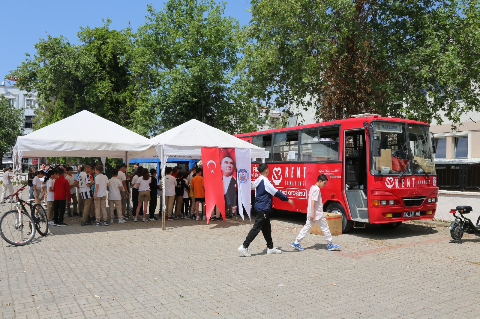 Efes Selçuk’ta Öğrencilerin Favorisi 1 Yaşında! (4)