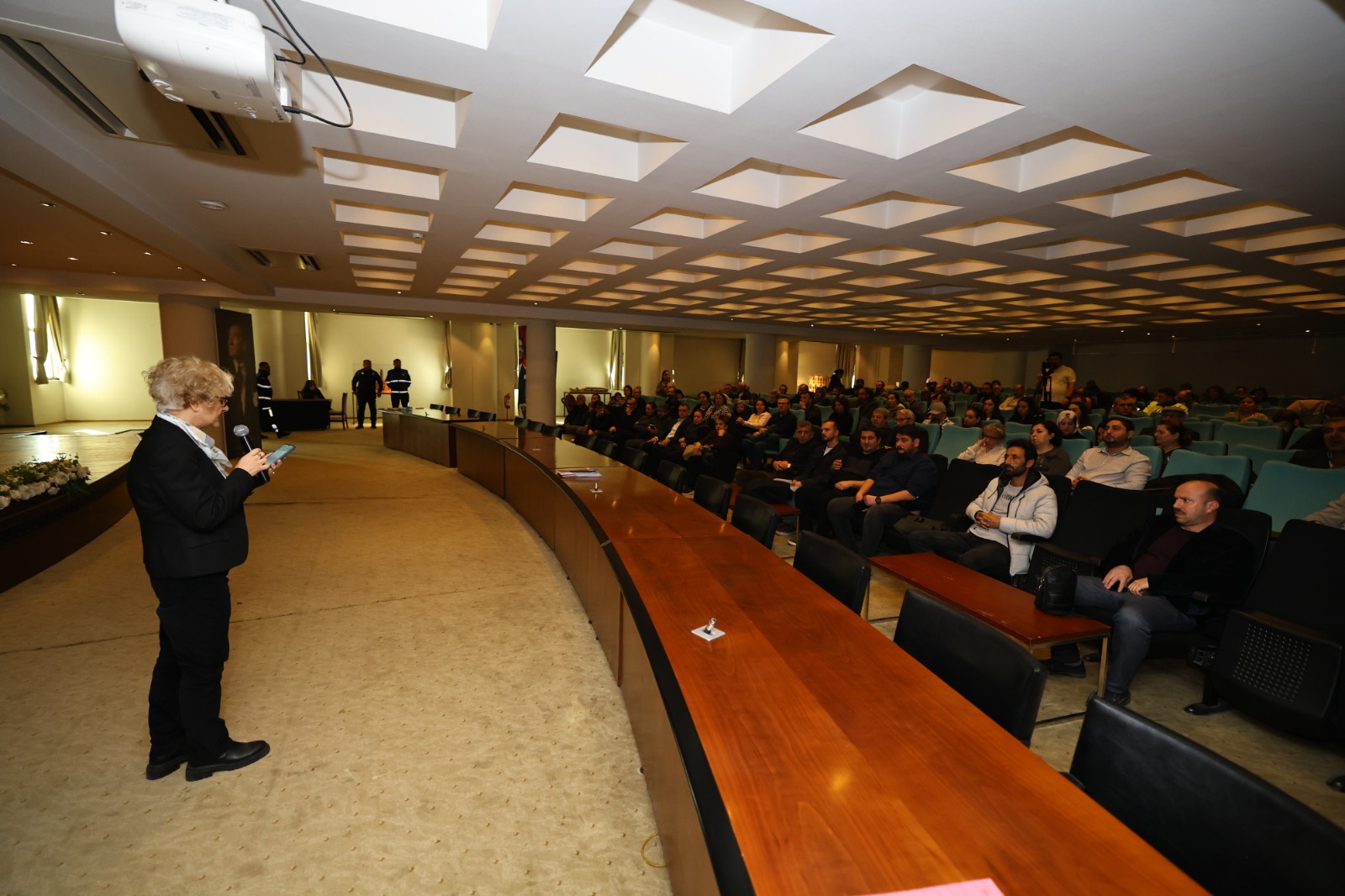 Efes Selçuk’ta Toki̇ Süreci Masaya Yatırıldı (1)