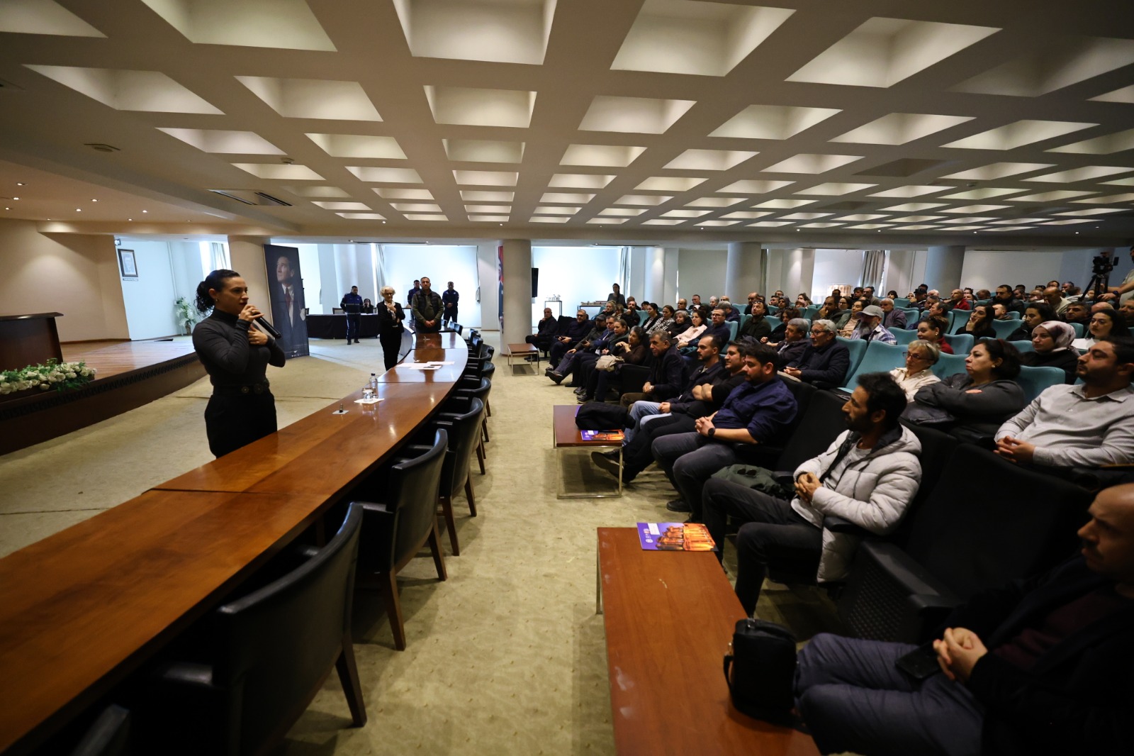 Efes Selçuk’ta Toki̇ Süreci Masaya Yatırıldı (5)