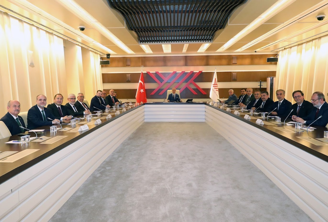 Ege Üniversitesi Rektörü Prof. Dr. Alcı Mazbatasını Aldı (1)