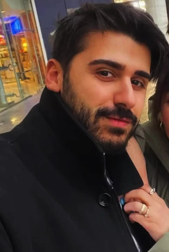 Emrah’ın Oğluyla Paylaşımı Olay Oldu! Herkes Aynı Benzerliği Yazdı (3)-1