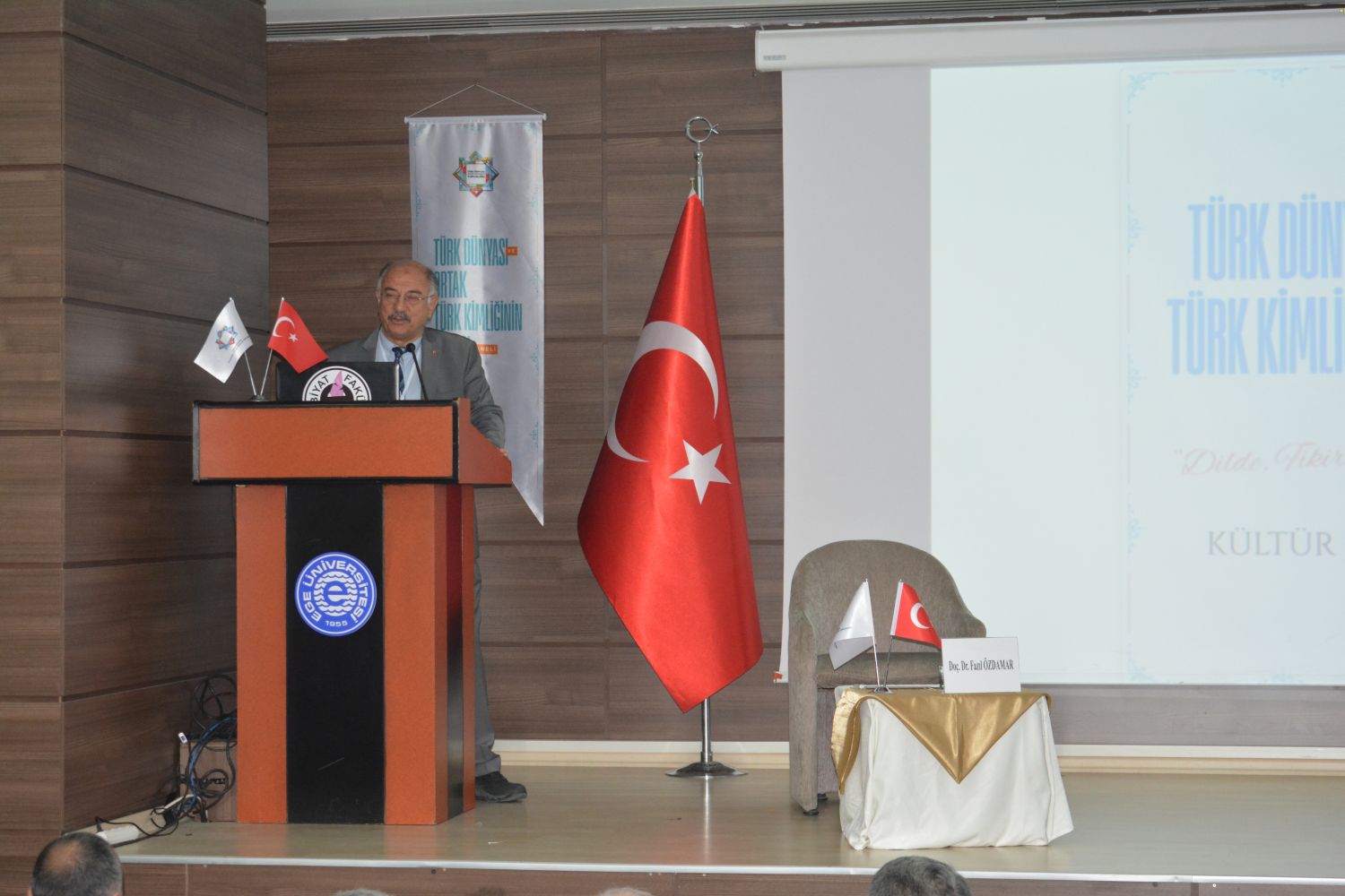 Eü’de Türk Dünyası’nın Ortak Kimliği Masaya Yatırıldı (1)