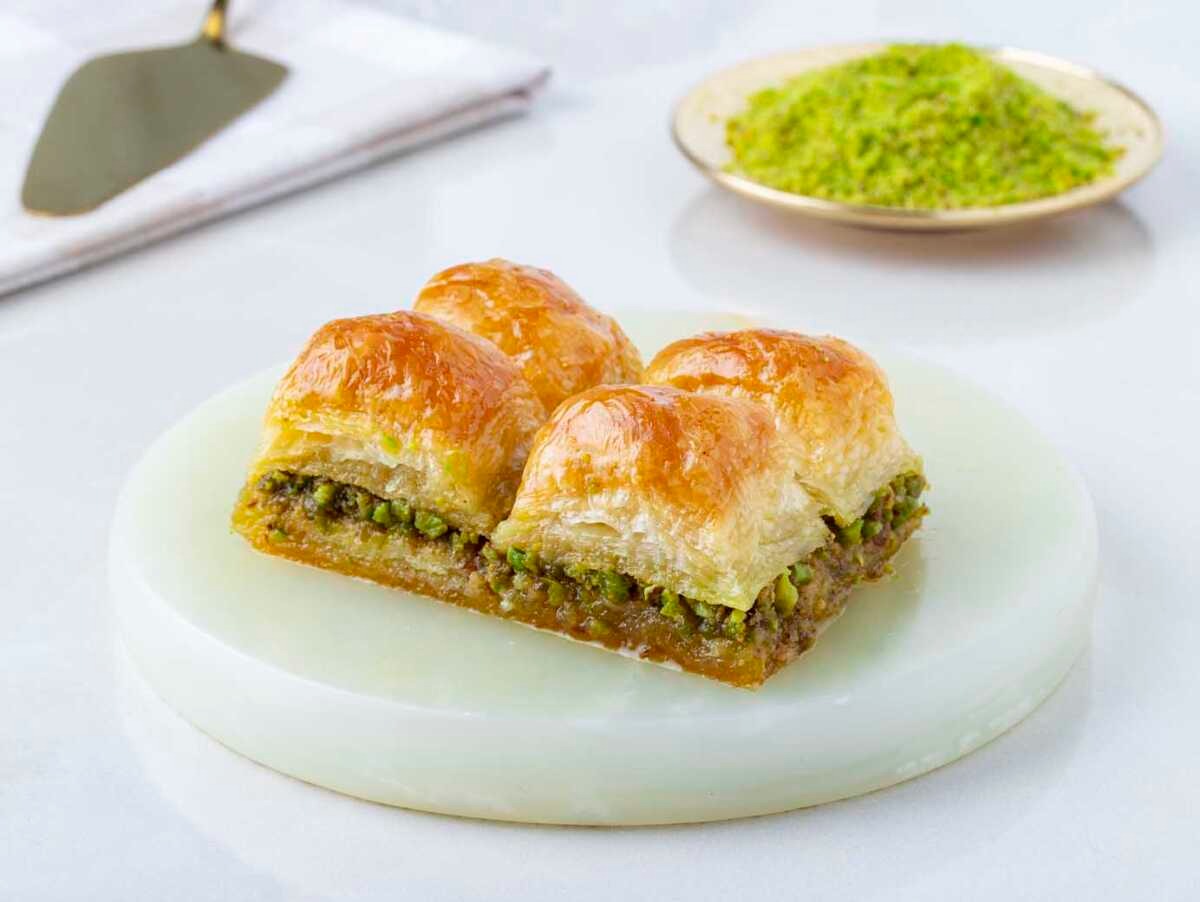 Fistikli Baklava 245 16 B