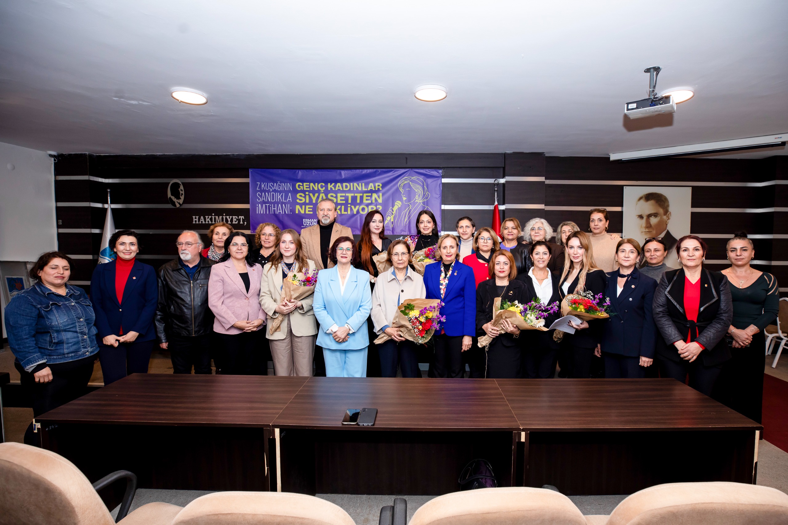 Genç Kadınlardan Eşitlik Vurgusu Narlıdere’de Yükseldi (2)