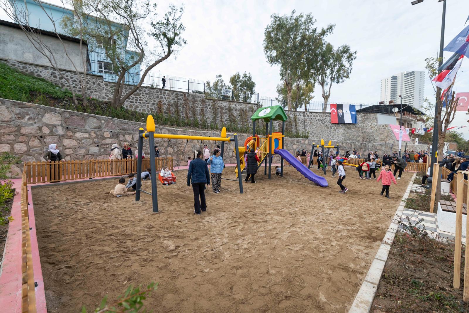 Güzel İzmir Hareketi Ballıkuyu’ya Yeni Park Kazandırdı (5)