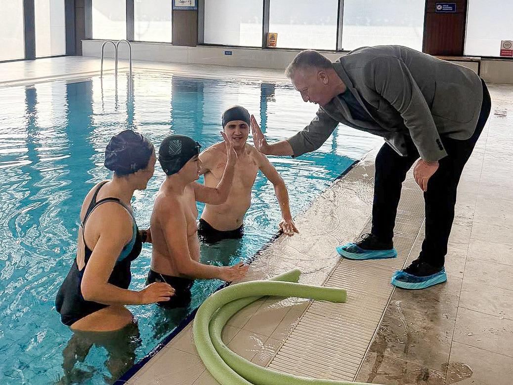 Havuz İzmir’de Duygulandıran Etkinlik 'Sevgi Varsa Engel Yoktur' (3)