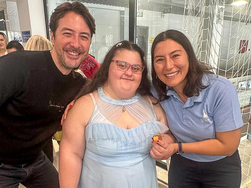 Havuz İzmir’de Duygulandıran Etkinlik 'Sevgi Varsa Engel Yoktur' (5)