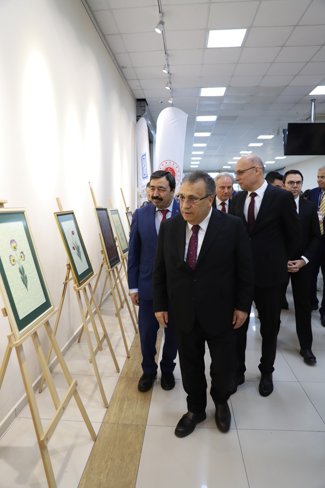 Hukuk Dünyası İzmir’de Denetimli Serbestliği Tartıştı (3)