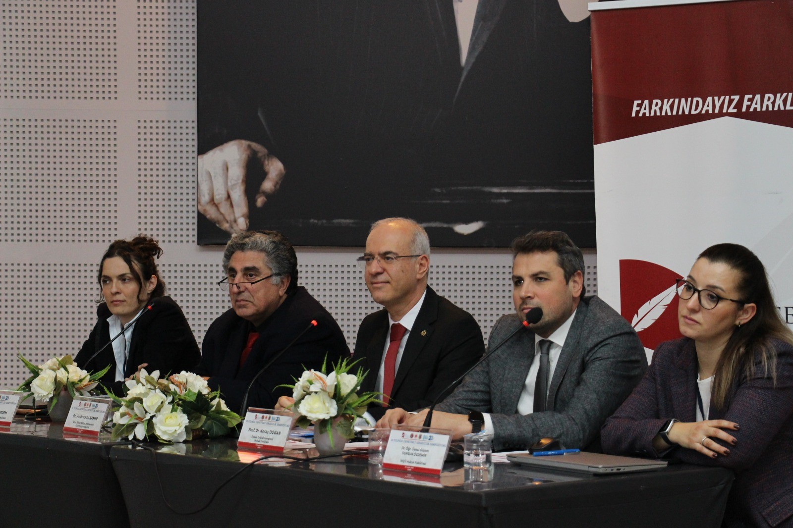 Hukuk Dünyası İzmir’de Denetimli Serbestliği Tartıştı (4)