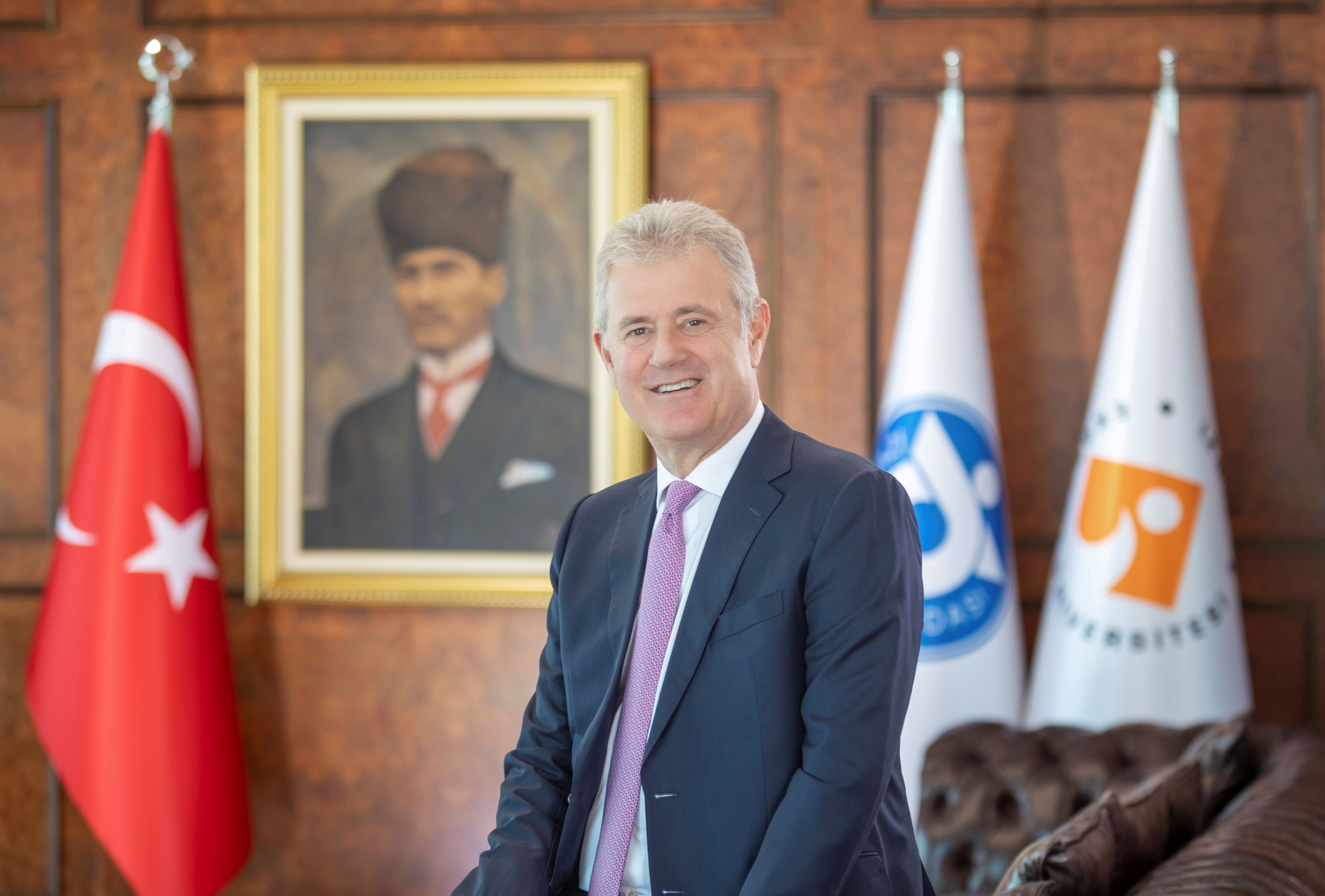 İeü Mütevelli Heyet Başkanı Mahmut Özgener