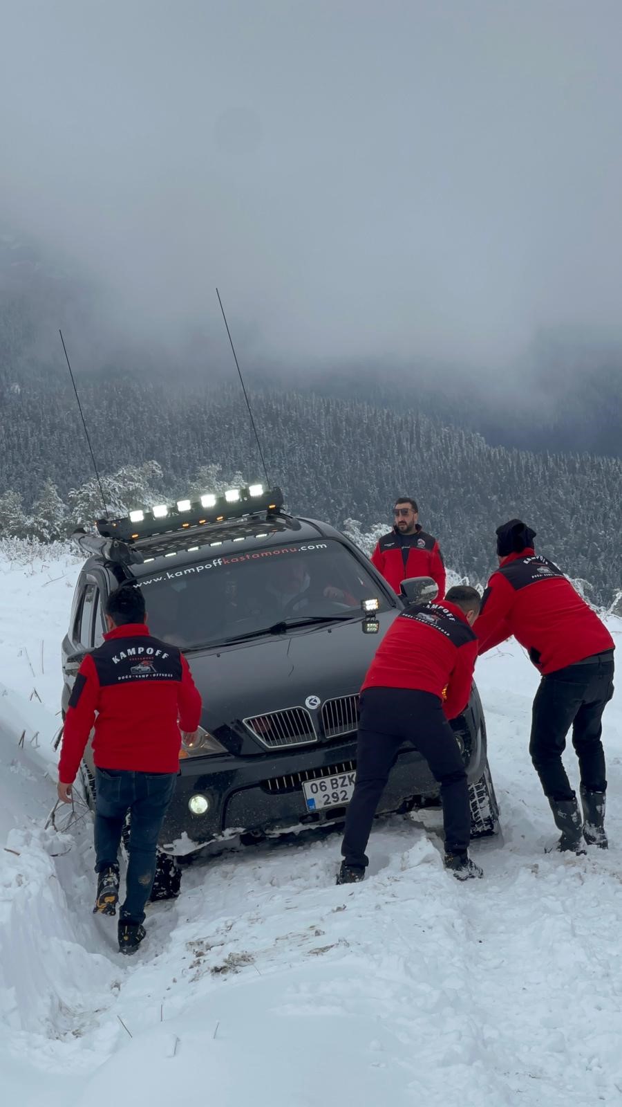 Ilgaz Dağı’nda Kar Keyfi Kar Tadını Böyle Çıkardılar (7)