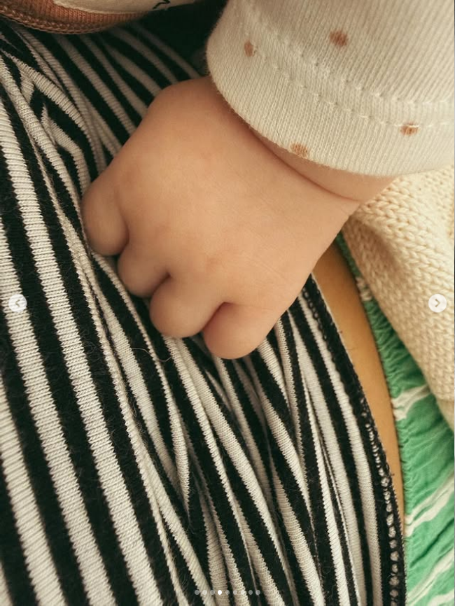 İrem Helvacıoğlu’nun Kızı Sora Ilk Kez Görüntülendi! 'Benim Küçük Pamuğum' (2)