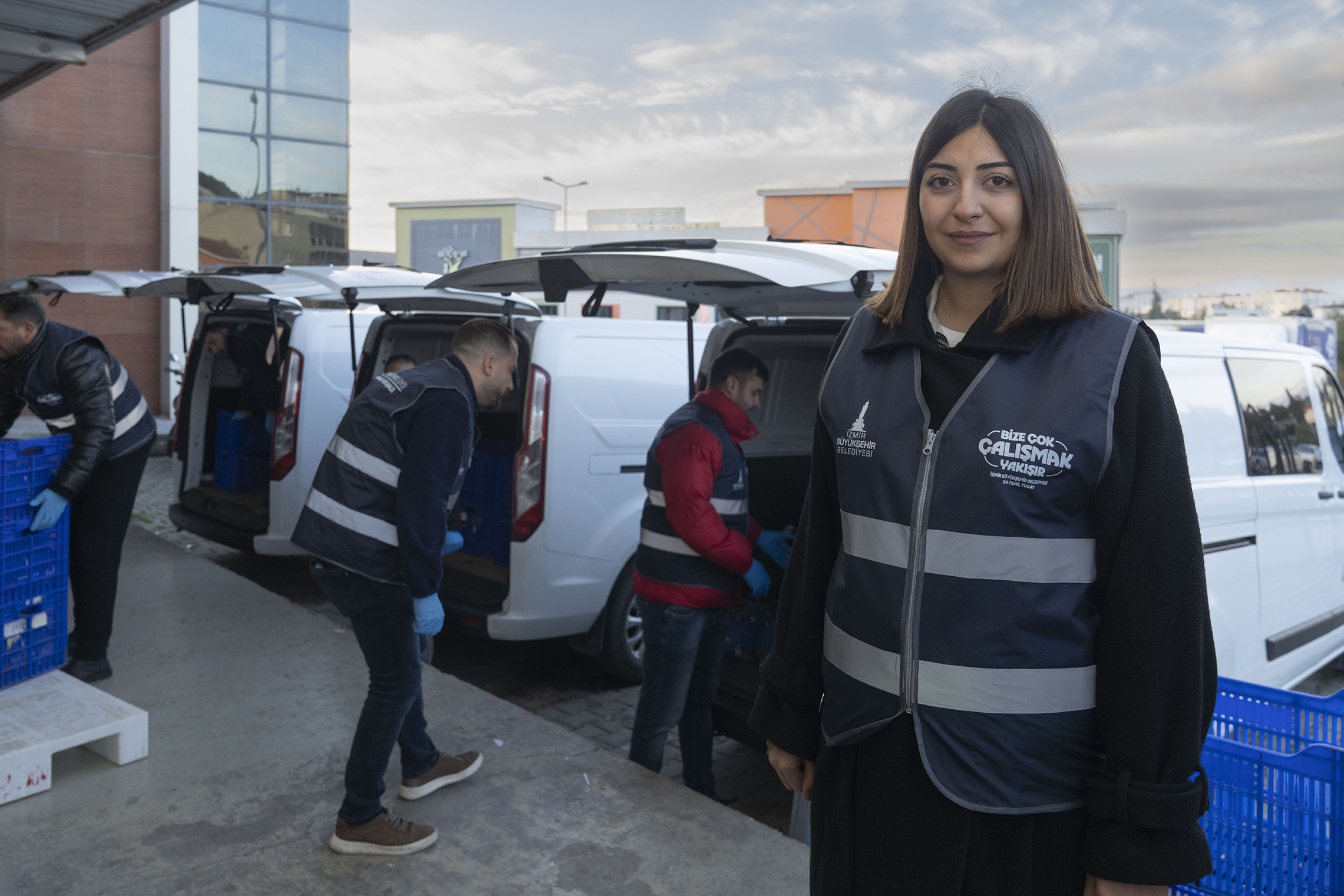 İzmir Büyükşehir’den 3 Bin 20 Aileye Yeni Yıl Hediyesi (3)