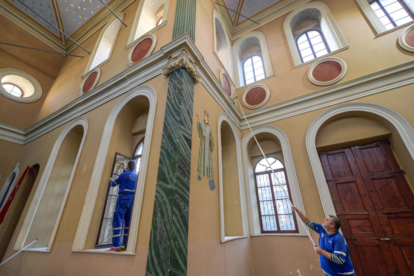 İzmir Büyükşehir’den Anlamlı Hizmet İbadethaneler Ve Dernekler Pırıl Pırıl (9)