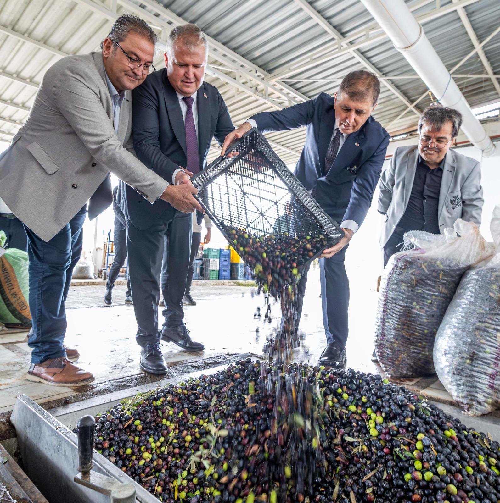 İzmir Büyükşehir’den Çiftçiye 550 Milyon Liralık Destek (2)