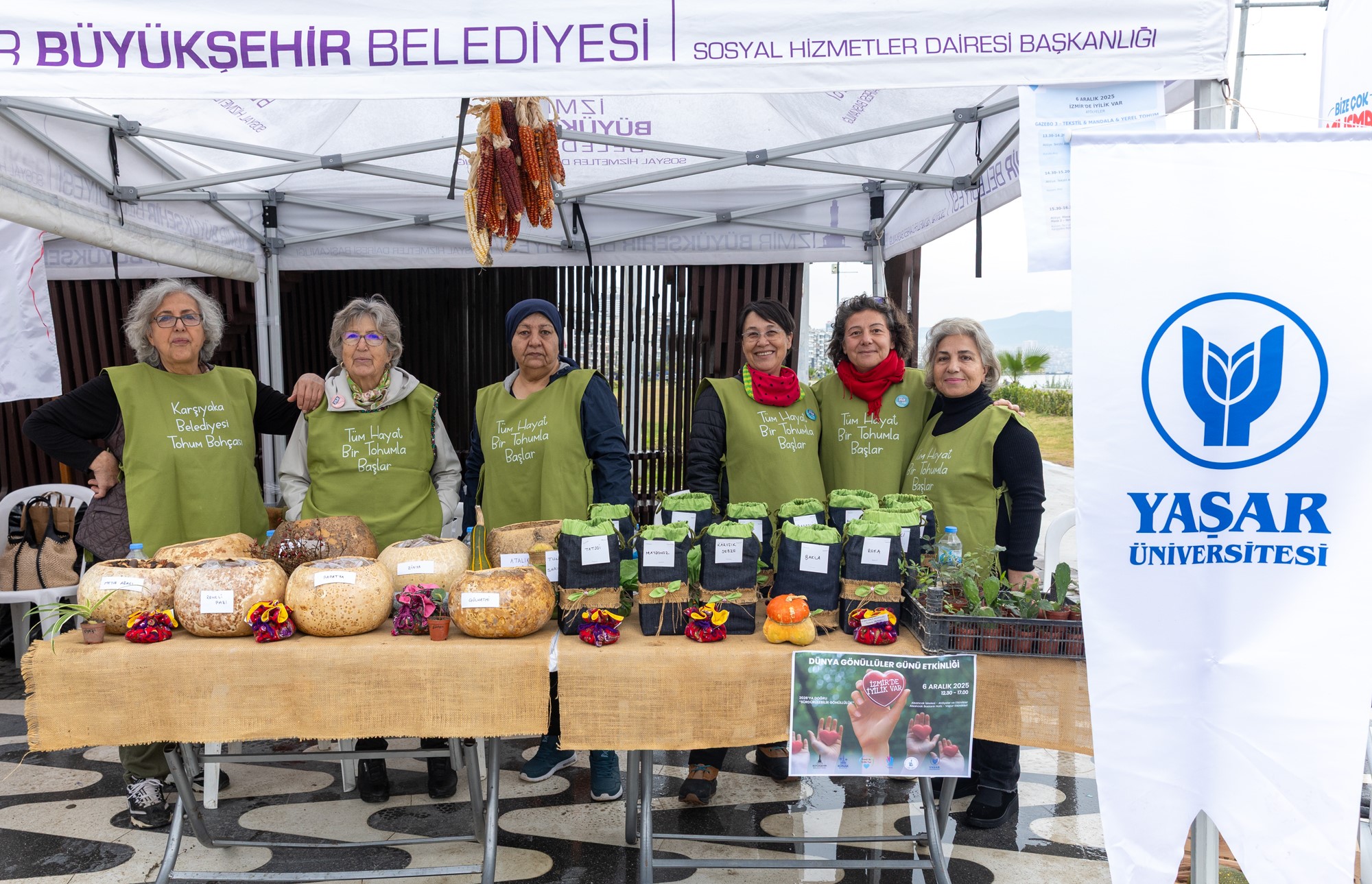 İzmir Dünya Gönüllüler Günü’nde Iyilik Için Tek Yürek Oldu (1)-1