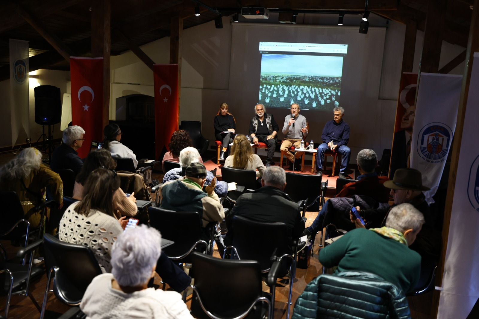 İzmir Mizah Festivali’nde Usta Isimler Anıldı (1)