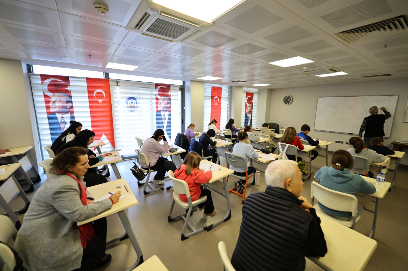 İzmir Mizah Festivali’nde Usta Isimler Anıldı (5)