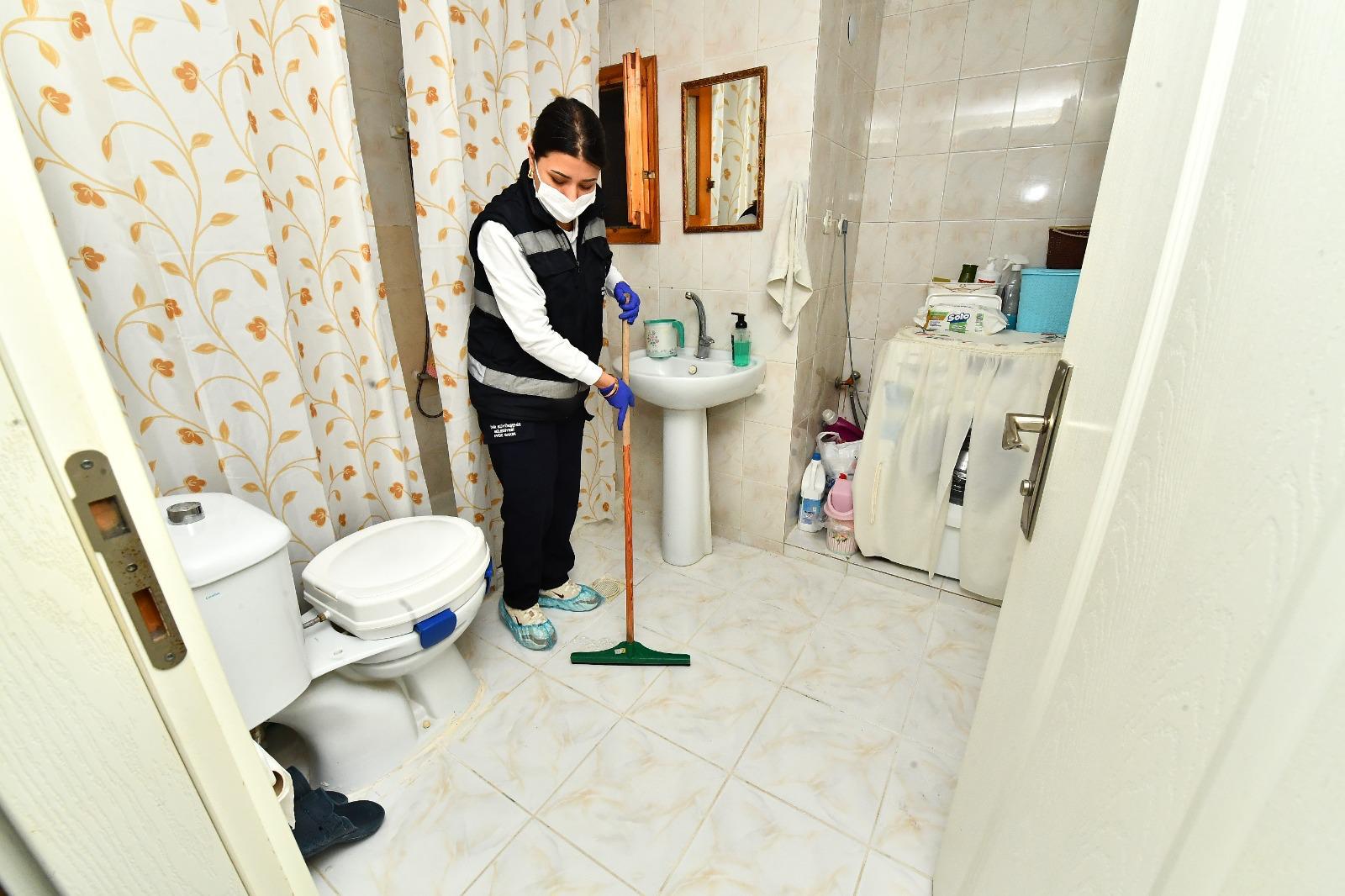 İzmir Sağlıkta Yerel Yönetim Modeliyle Türkiye’ye Örnek (13)