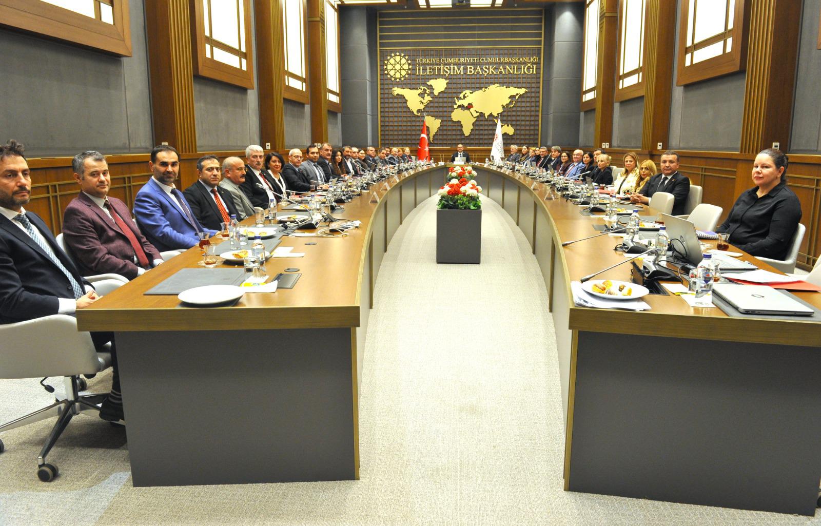 İzmir’de 44 Gazeteciye Basın Kartı Müjdesi! Liste Açıklandı (1)