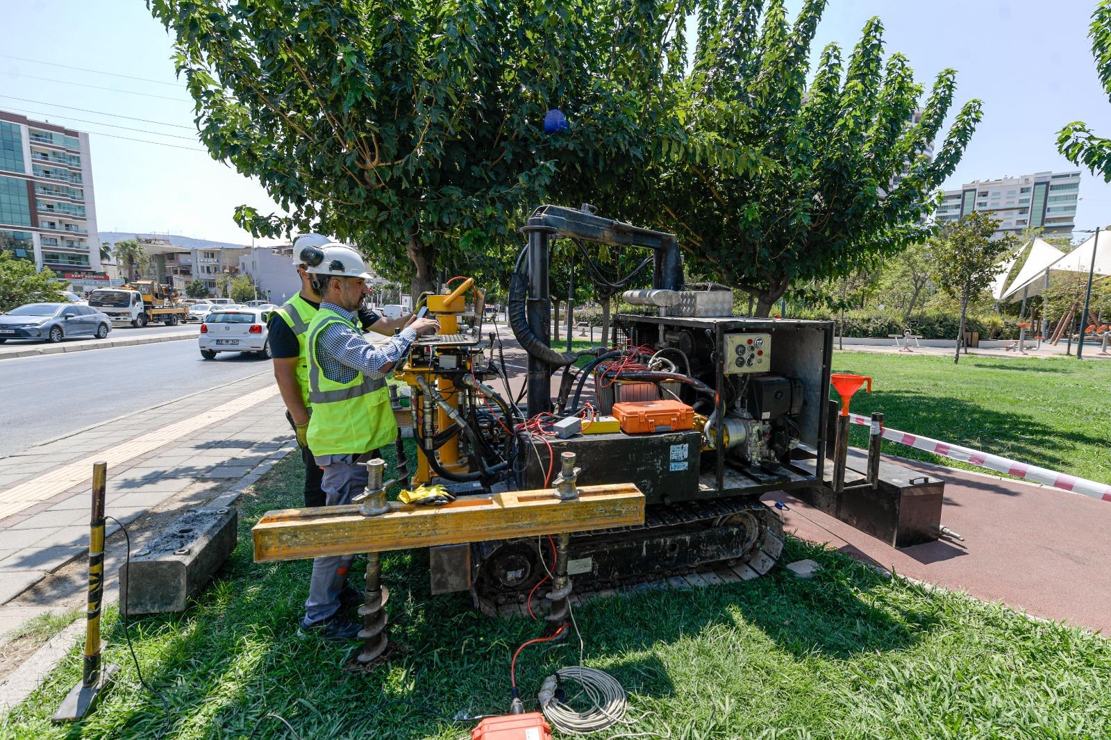 İzmir’de Afetlere Karşı Büyük Hazırlık Binlerce Alan Güçleniyor (9)