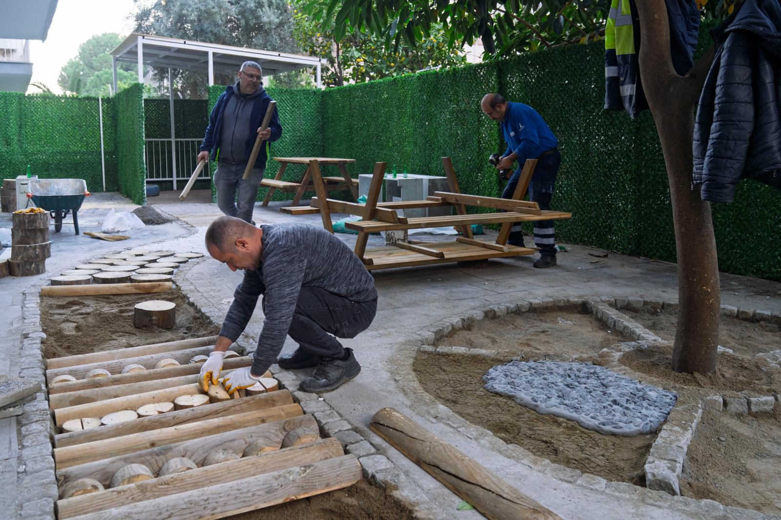 İzmir’de Atıl Daireler Sağlık Merkezine Dönüşüyor (6)