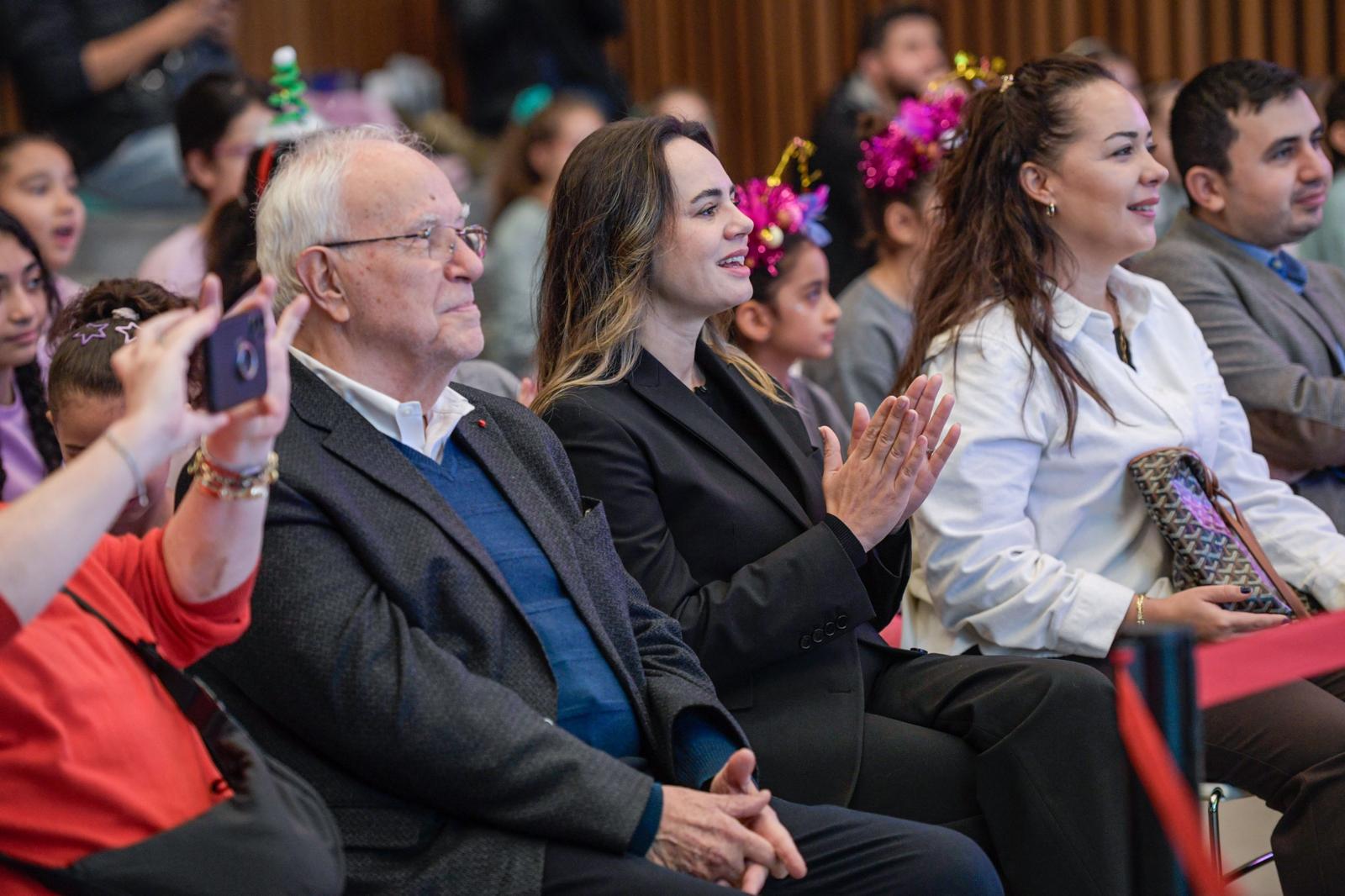 İzmir’de Geleceğin Mühendis Kızları Sahneye Çıktı (9)