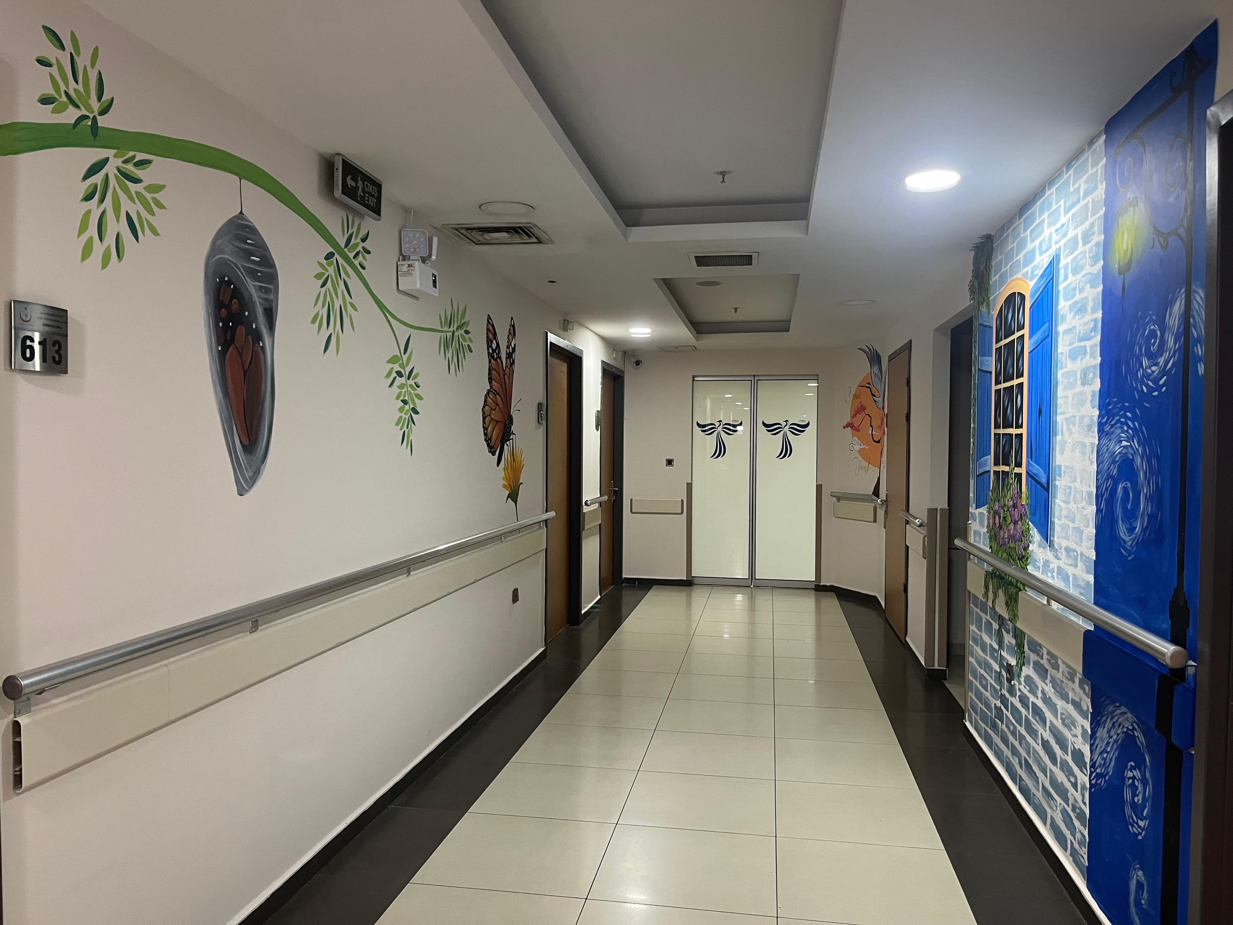 İzmir’de Hastane Koridorları Sanatla ‘İyileşiyor’ (4)