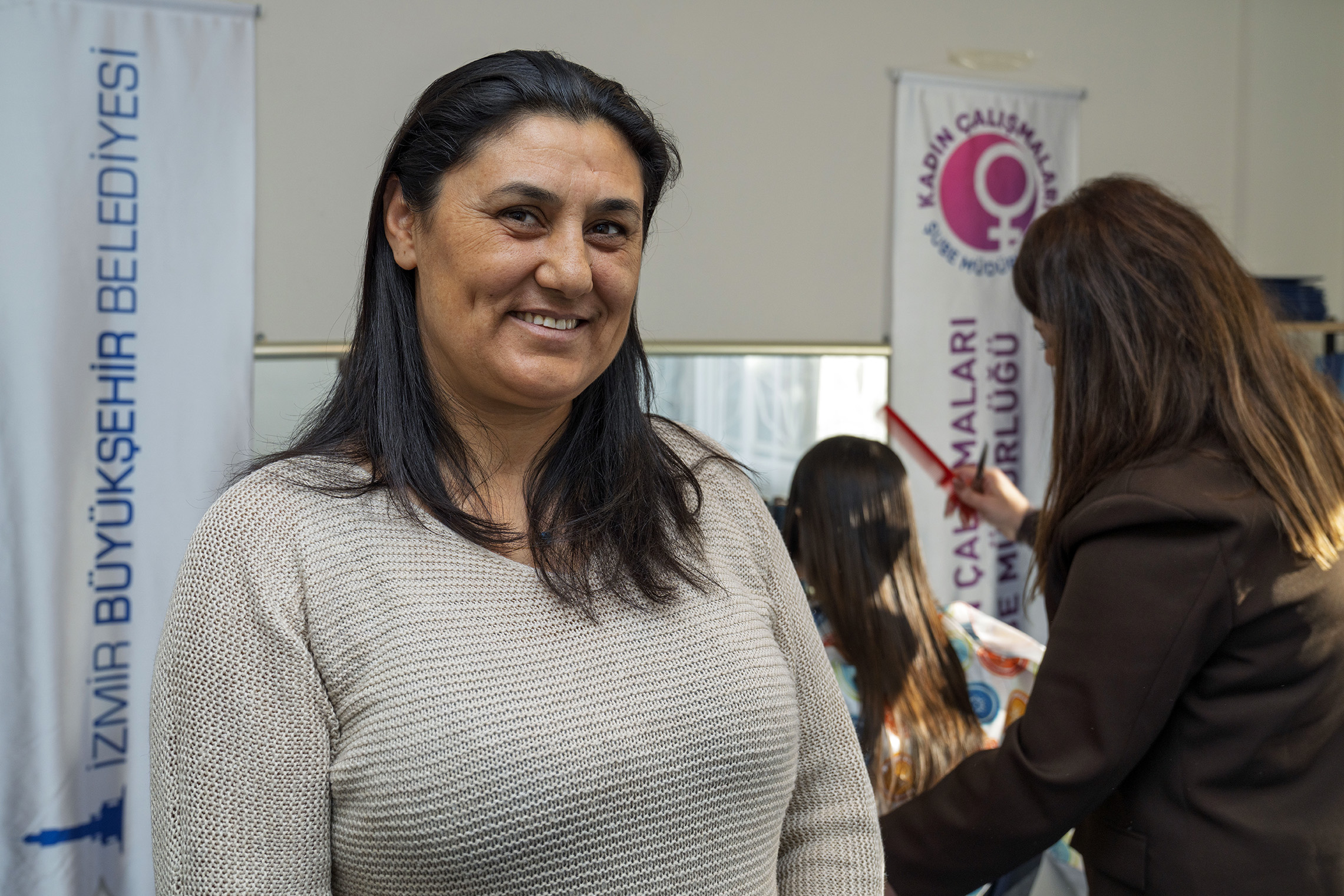 İzmir’de Kadınlara Özel Güçlenme Durakları Hayata Geçti (3)