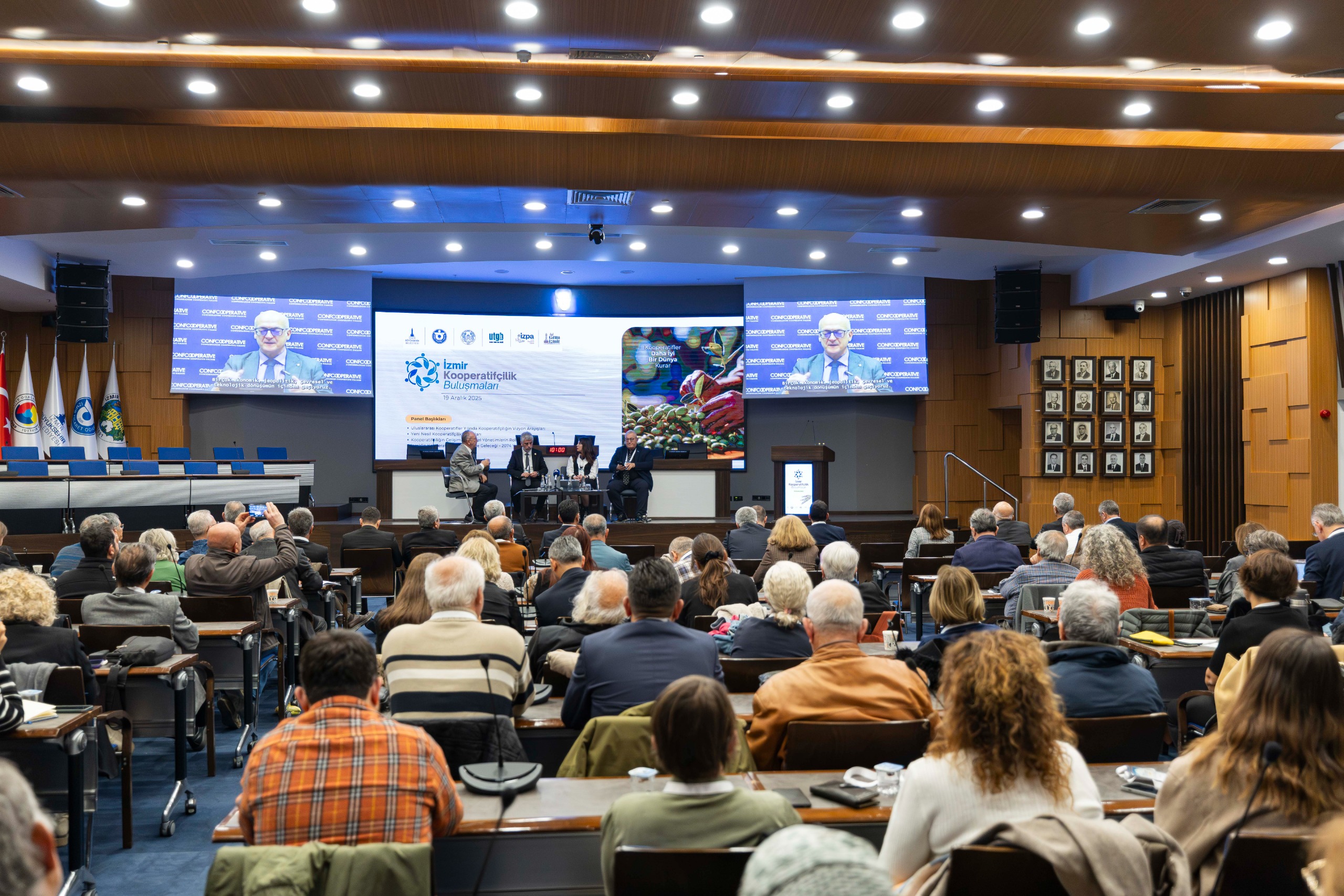 İzmir’de Kooperatifçiliğin Geleceği Masaya Yatırıldı (7)
