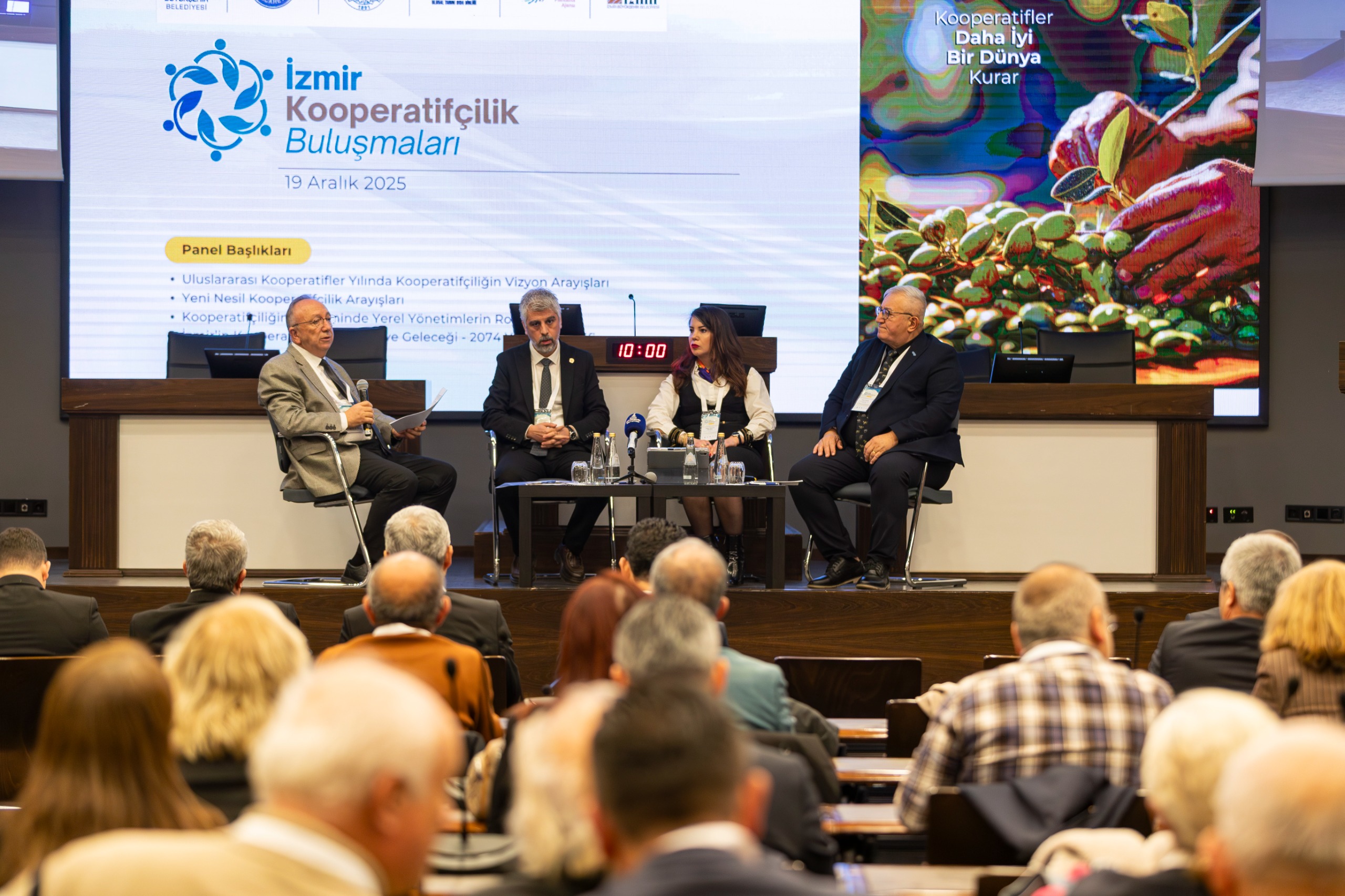 İzmir’de Kooperatifçiliğin Geleceği Masaya Yatırıldı (9)