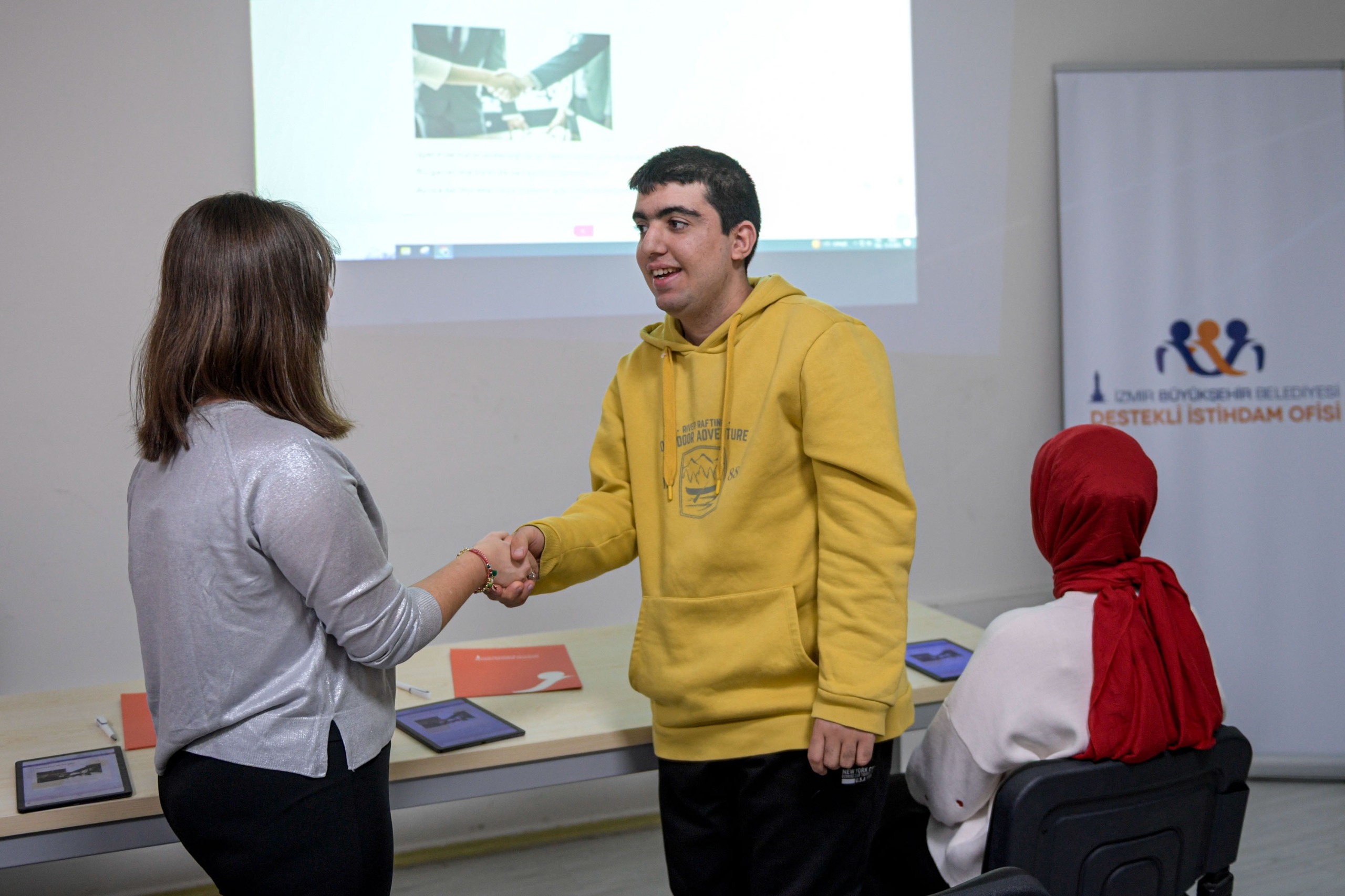 İzmir’den Türkiye’ye Örnek Proje 53 Engelli Iş Gücüne Katıldı (13)