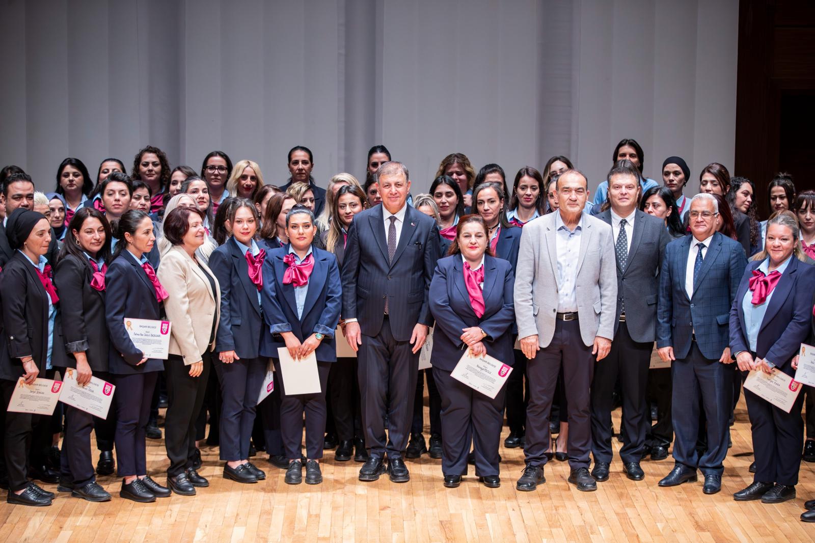 İzmir’den Ulaşımda Kadın Devrimi Dünya Standartlarını Solladı! (7)