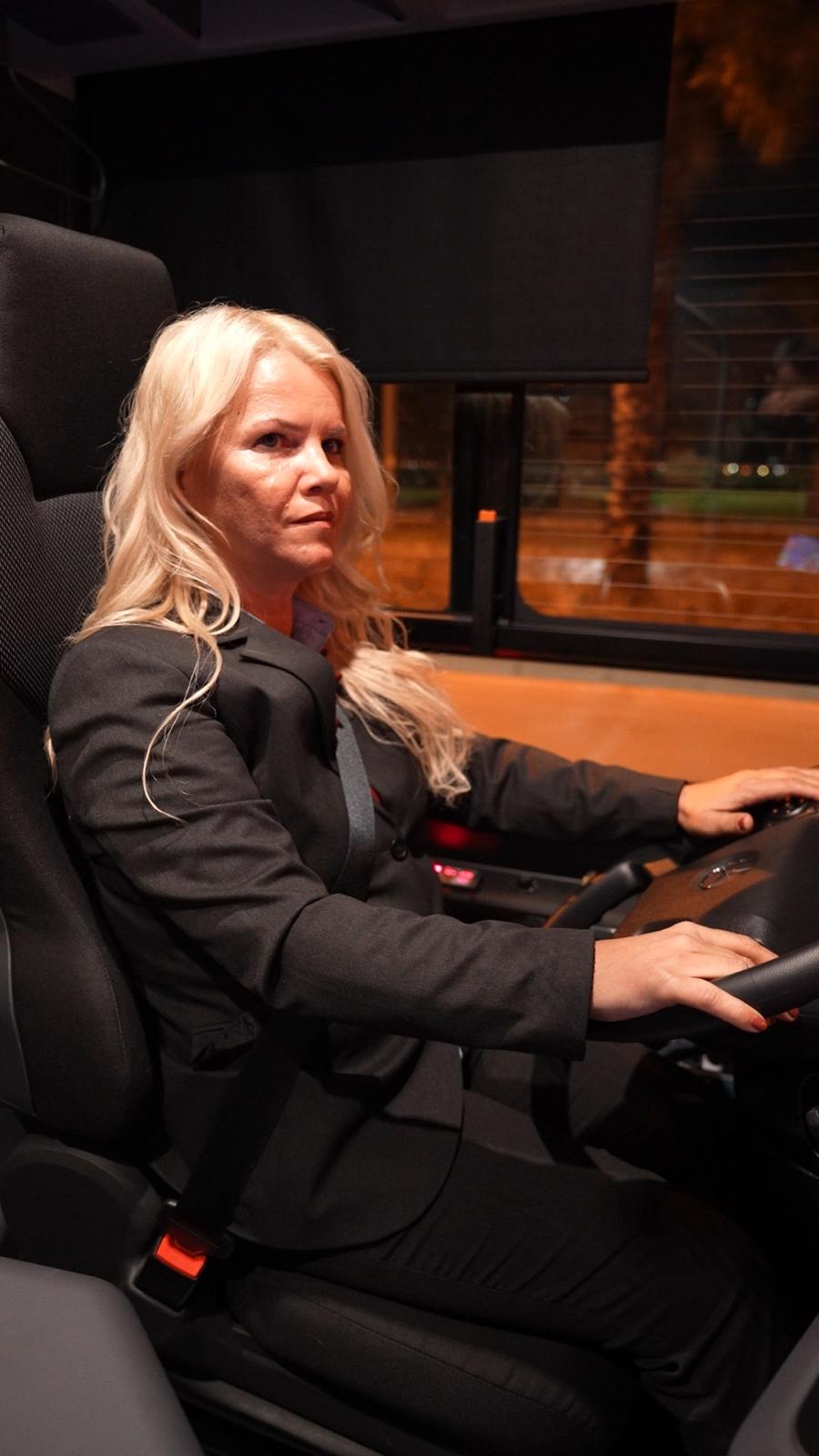 İzmir’den Ulaşımda Kadın Devrimi Dünya Standartlarını Solladı! (9)