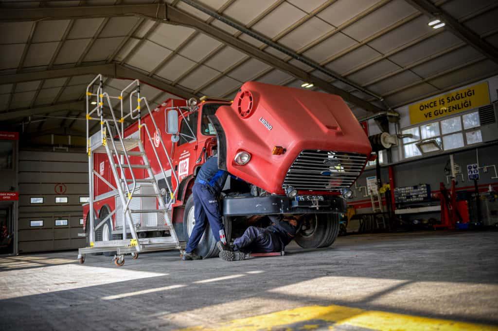 İzmir’in Görünmeyen Gücü İtfaiyenin Mekatronik Üssü (1)