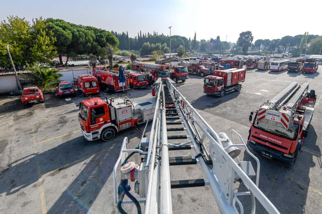 İzmir’in Görünmeyen Gücü İtfaiyenin Mekatronik Üssü (9)