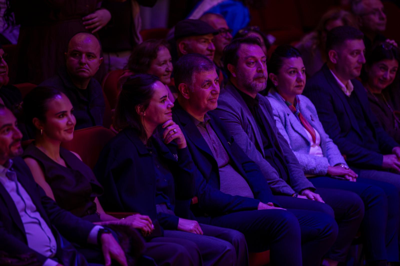 İzmirliler Iki Ustanın Anısına Aassm’de Buluştu (10)