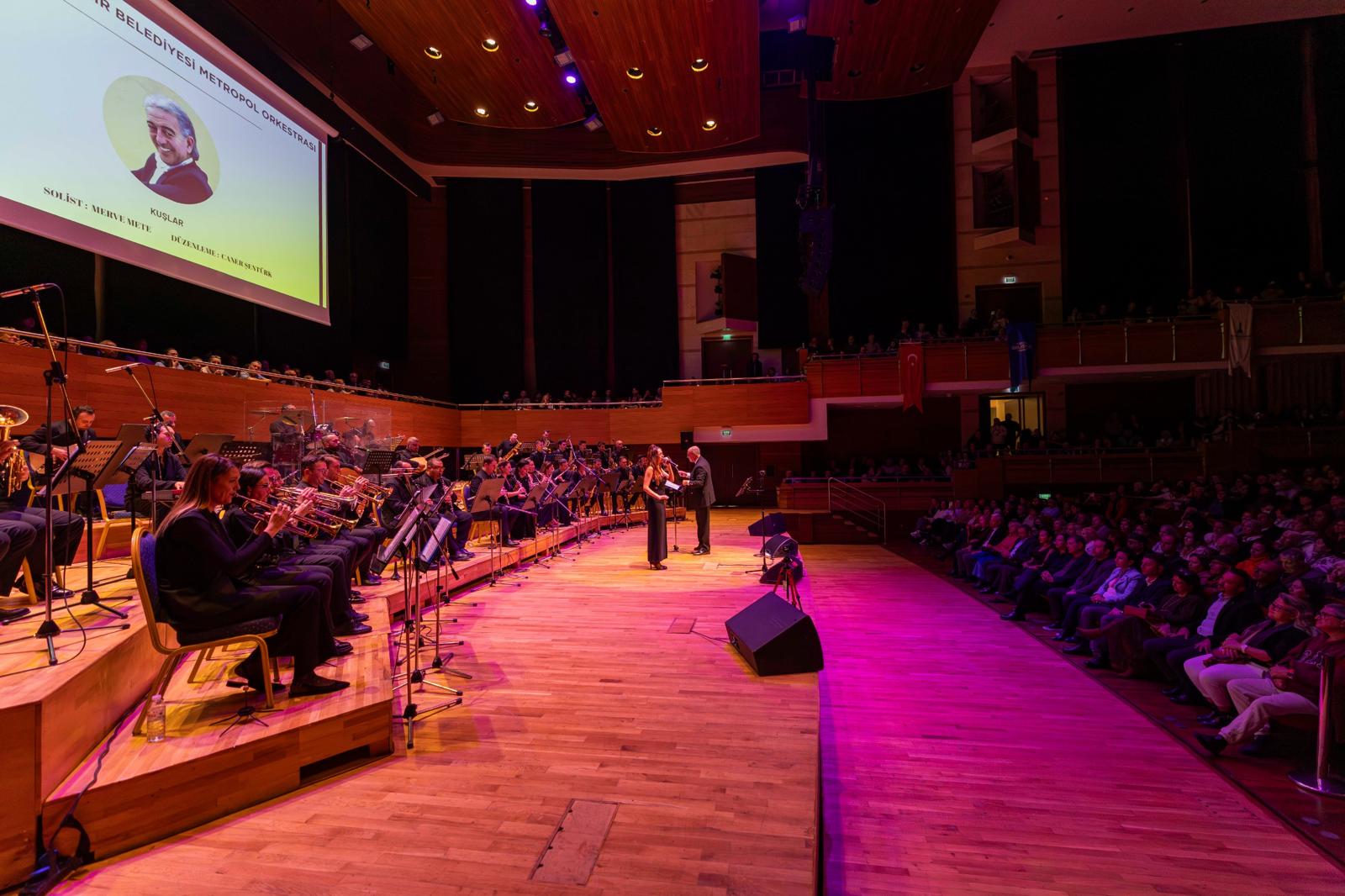 İzmirliler Iki Ustanın Anısına Aassm’de Buluştu (2)