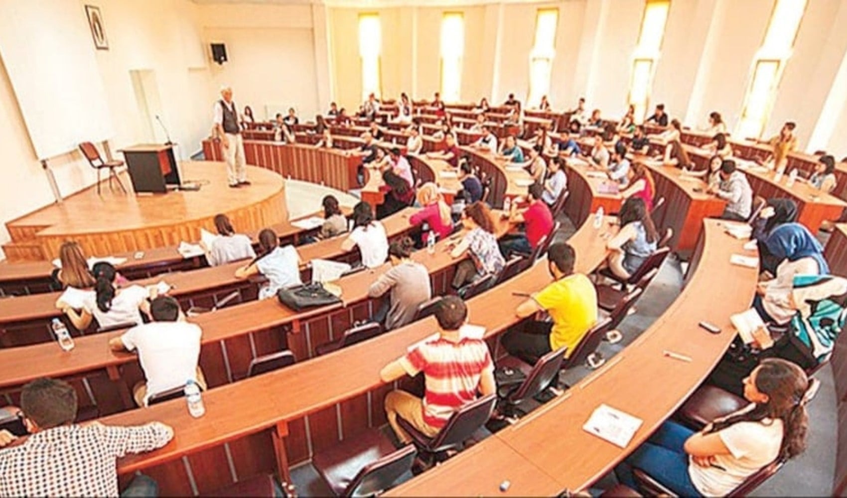 Kapak Universitelerde Yoklama Si