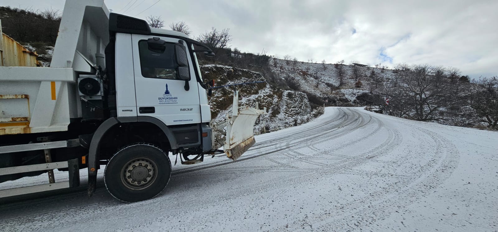Kar Savaşçıları İzmir’in Yüksek Kesimlerinde Görevde (1)