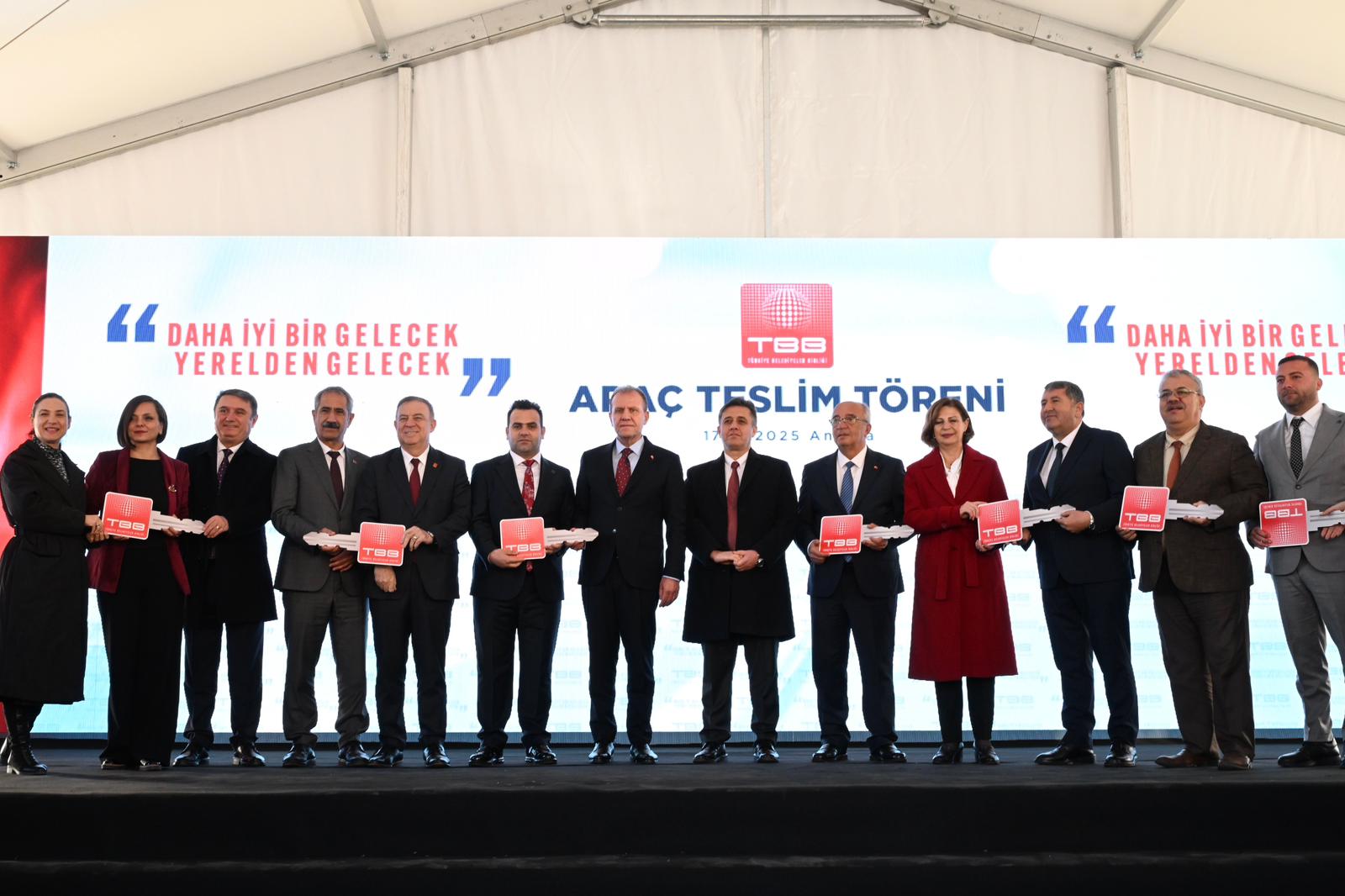 Karabağlar Belediyesi’nin Hizmet Gücüne Yeni Takviye (4)