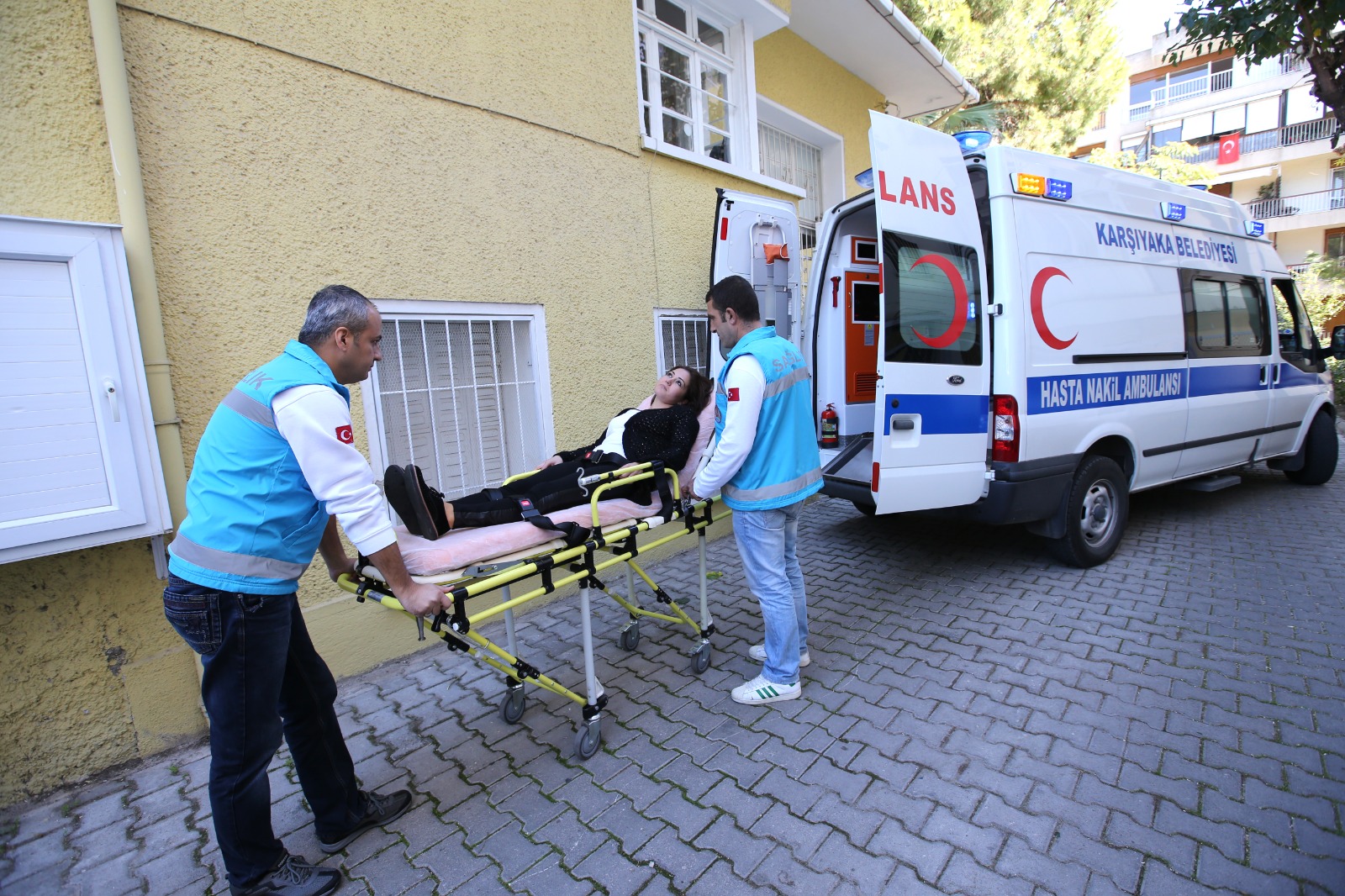 Karşıyaka Belediyesi, Vatandaşların Sağlıklı Ve Bilinçli Bir Yaşam Sürmesini Hedefleyen Çalışmalarıyla Son 1 Yılda Yaklaşık 10 Bin Kişiye Hizmet Sundu. (5)