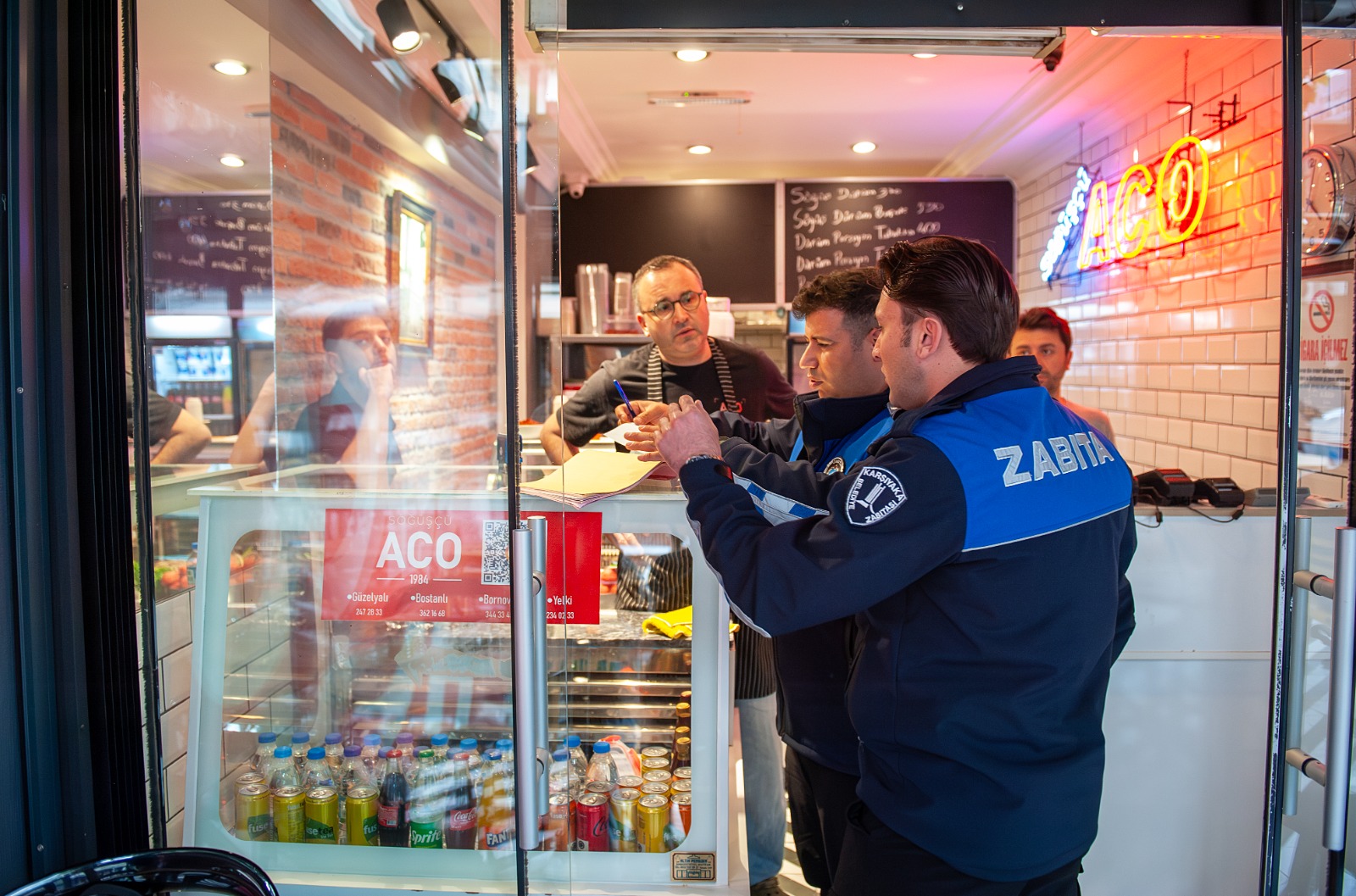 Karşıyaka Zabıtası’ndan Kamusal Alan Denetimi (4)-1