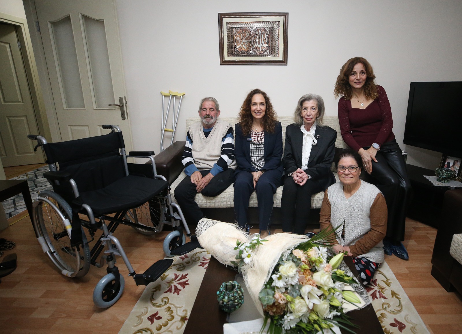 Karşıyaka’da Mavi Kapaklar Hayat Değiştiriyor (2)