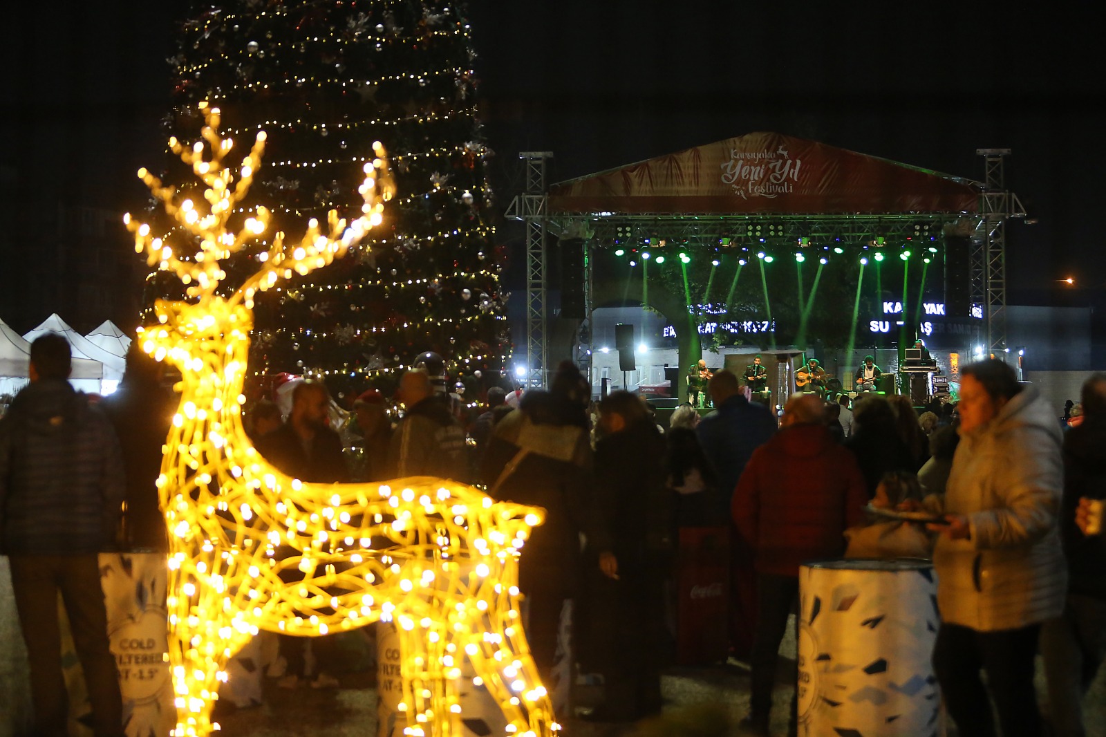 Karşıyaka’da Yeni Yıl Heyecanı Meydanlara Taştı (6)