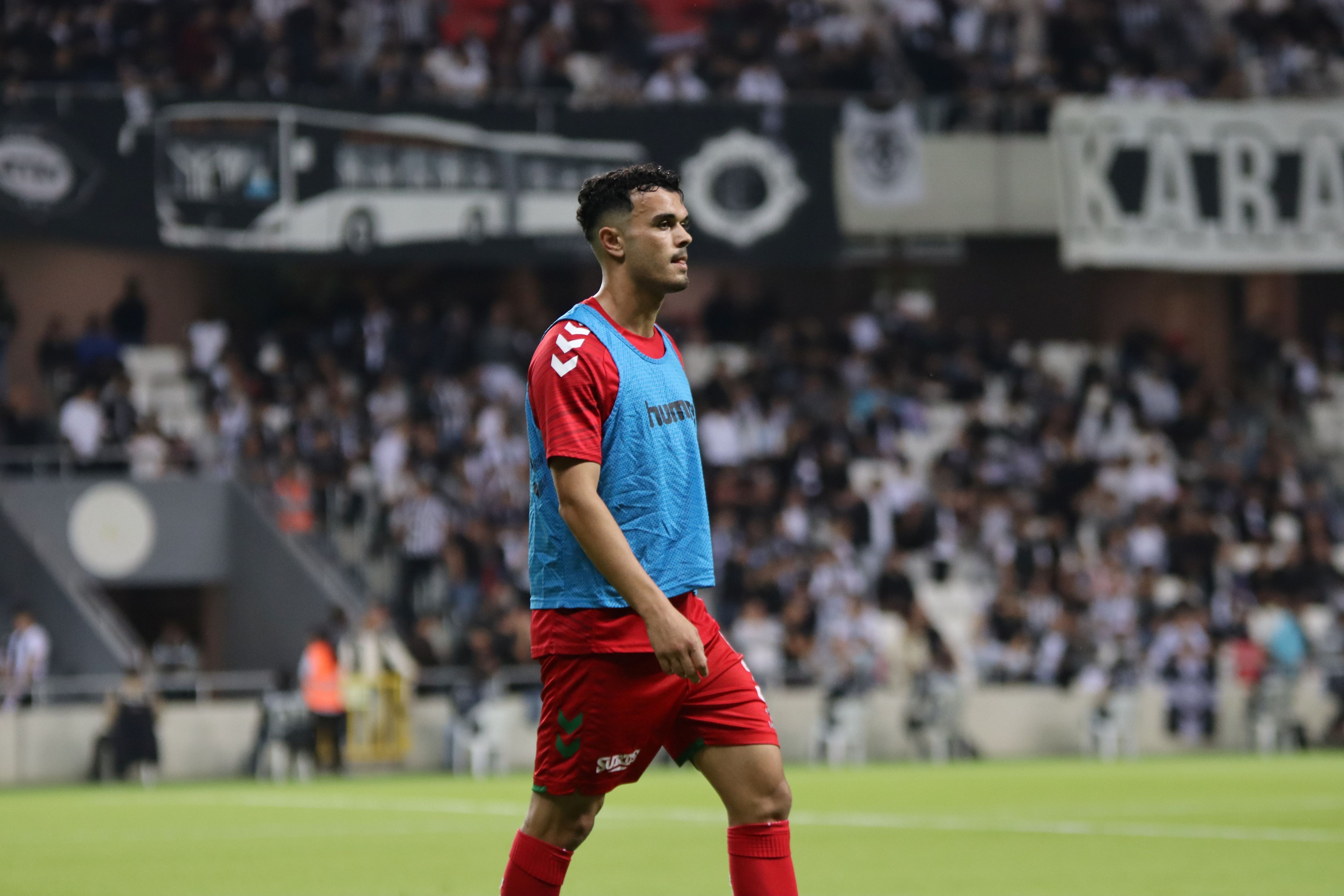 Karşıyaka’dan Ferdi Burgaz’a Duygusal Veda Töreni (2)