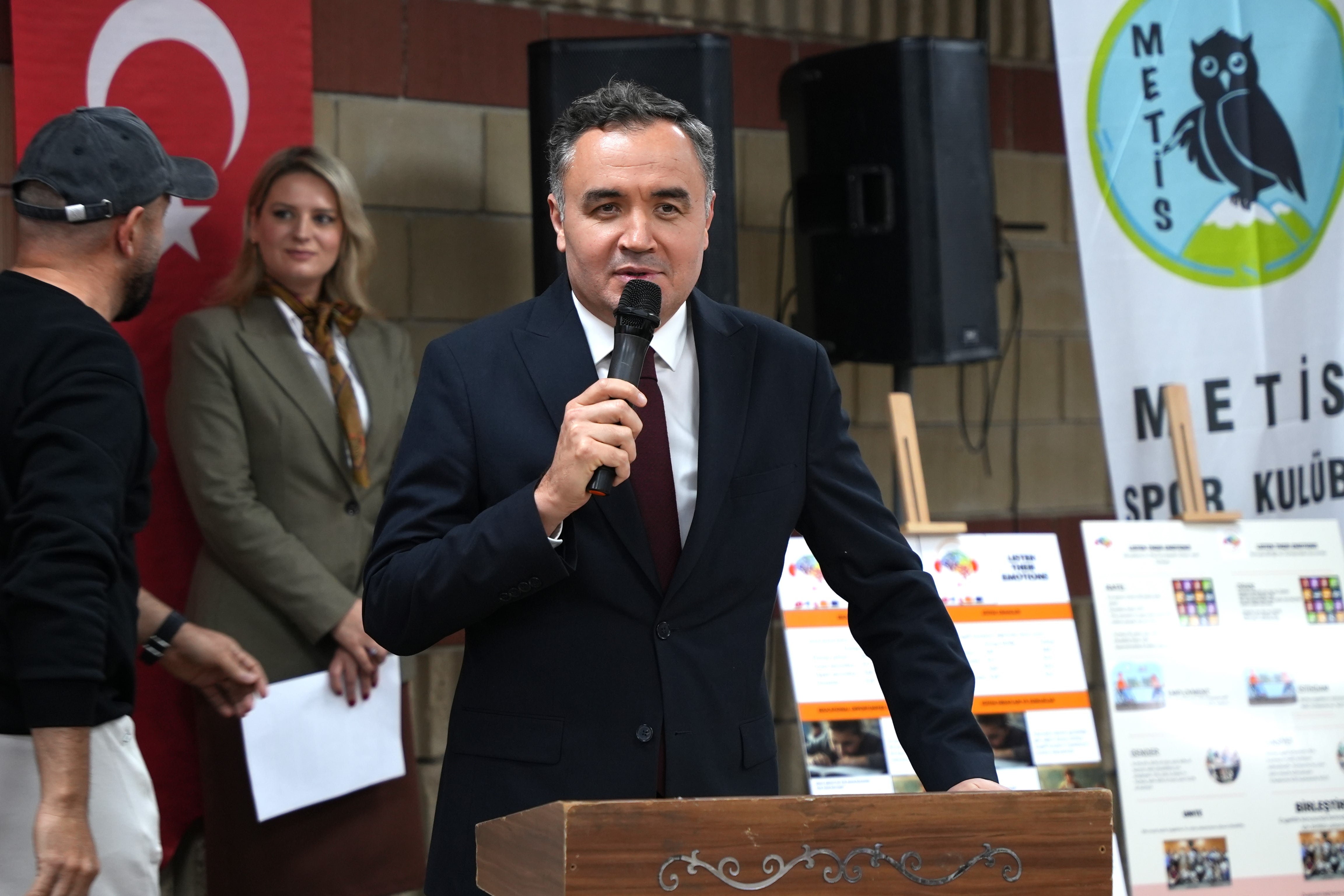 Kemalpaşa’da Engelsiz Birliktelik Sahnede Buluştu (7)